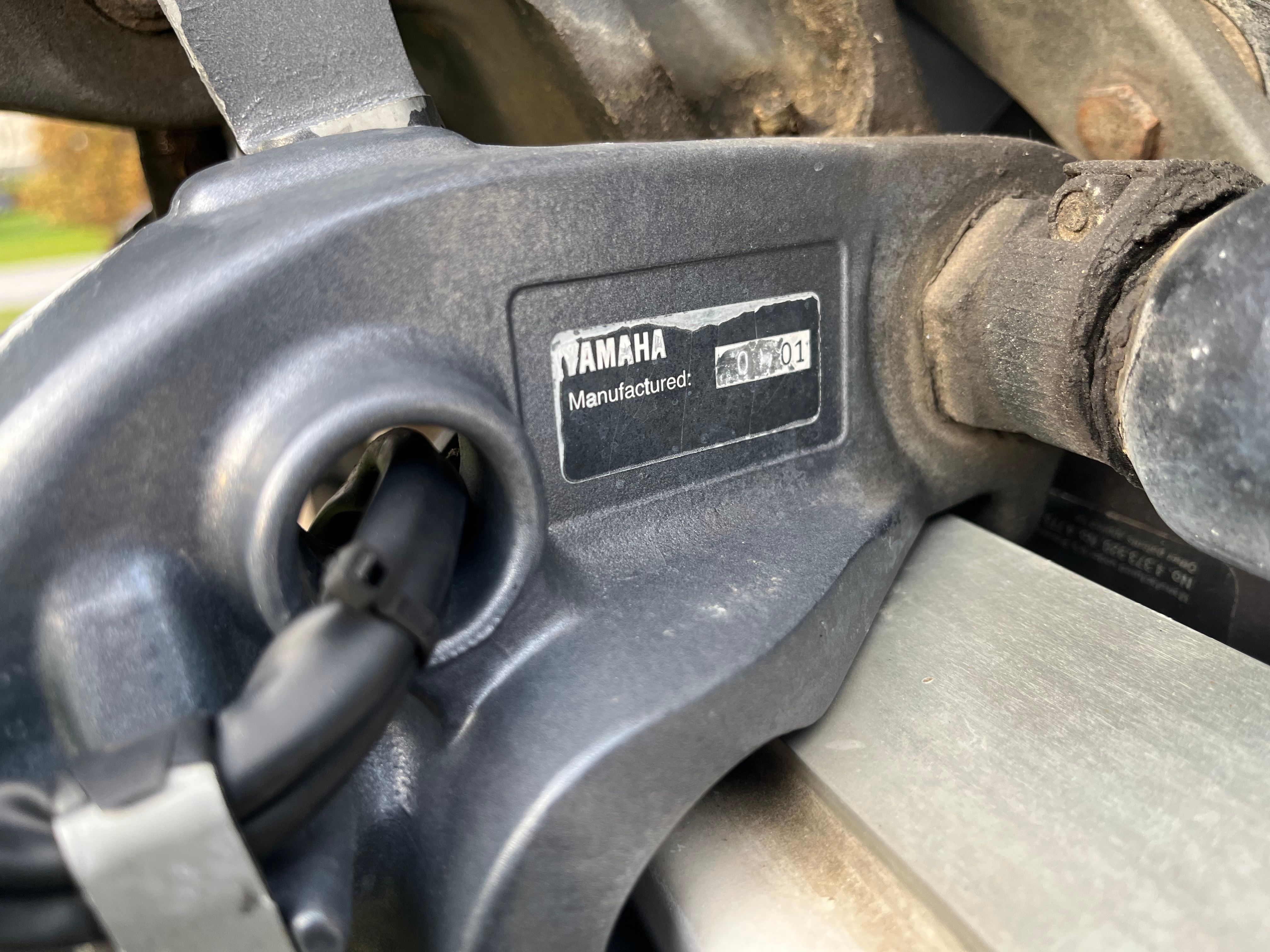 2002 Mako 232 Center Console - 10