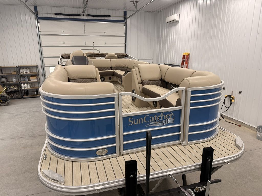 2024 SunCatcher Elite 326 SE - 2