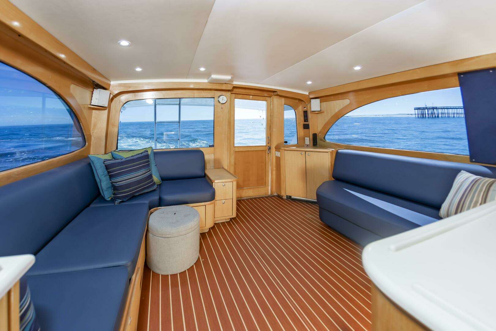 1998 Buddy Davis 52 Convertible - Image 24
