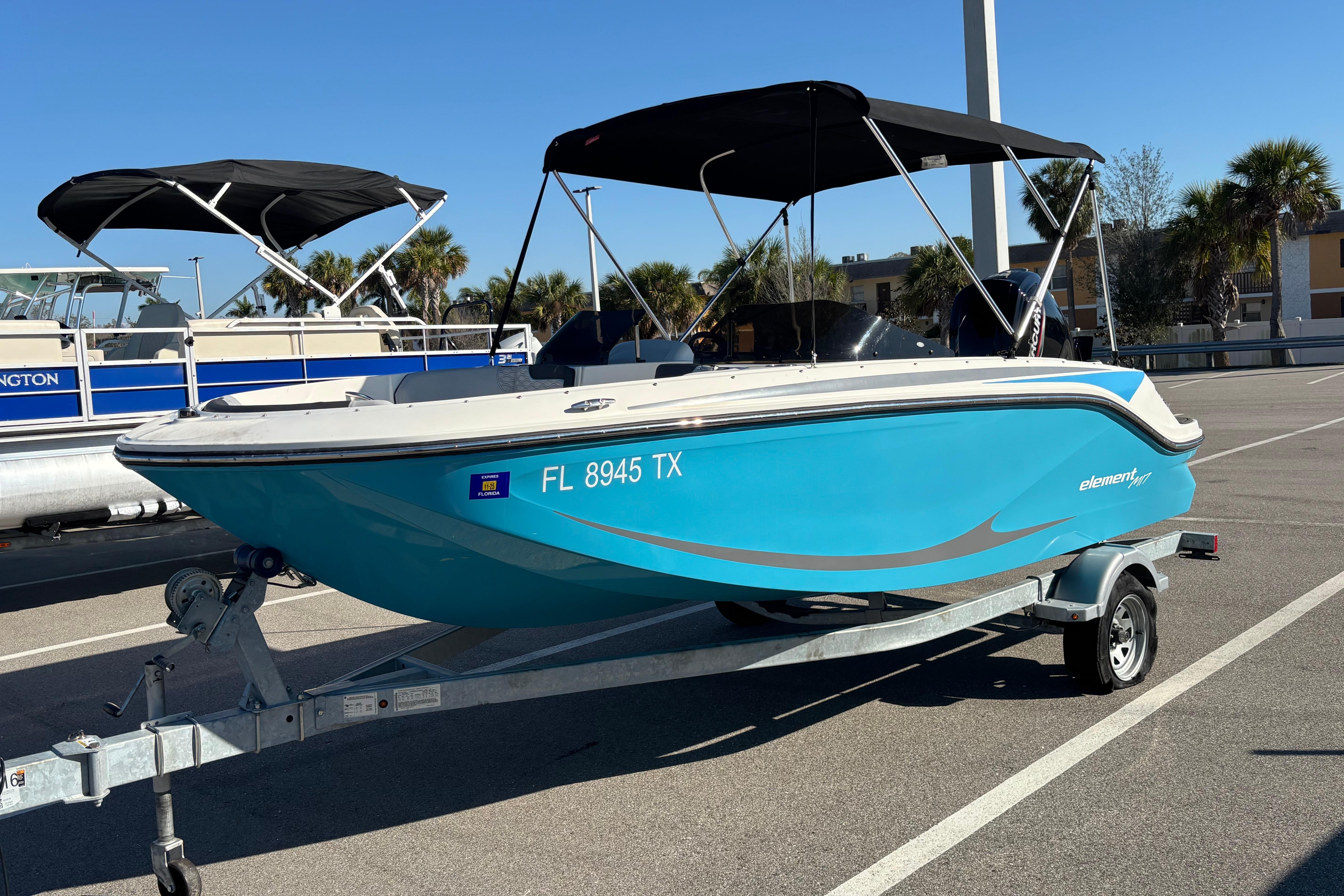 2023 Bayliner Element M17