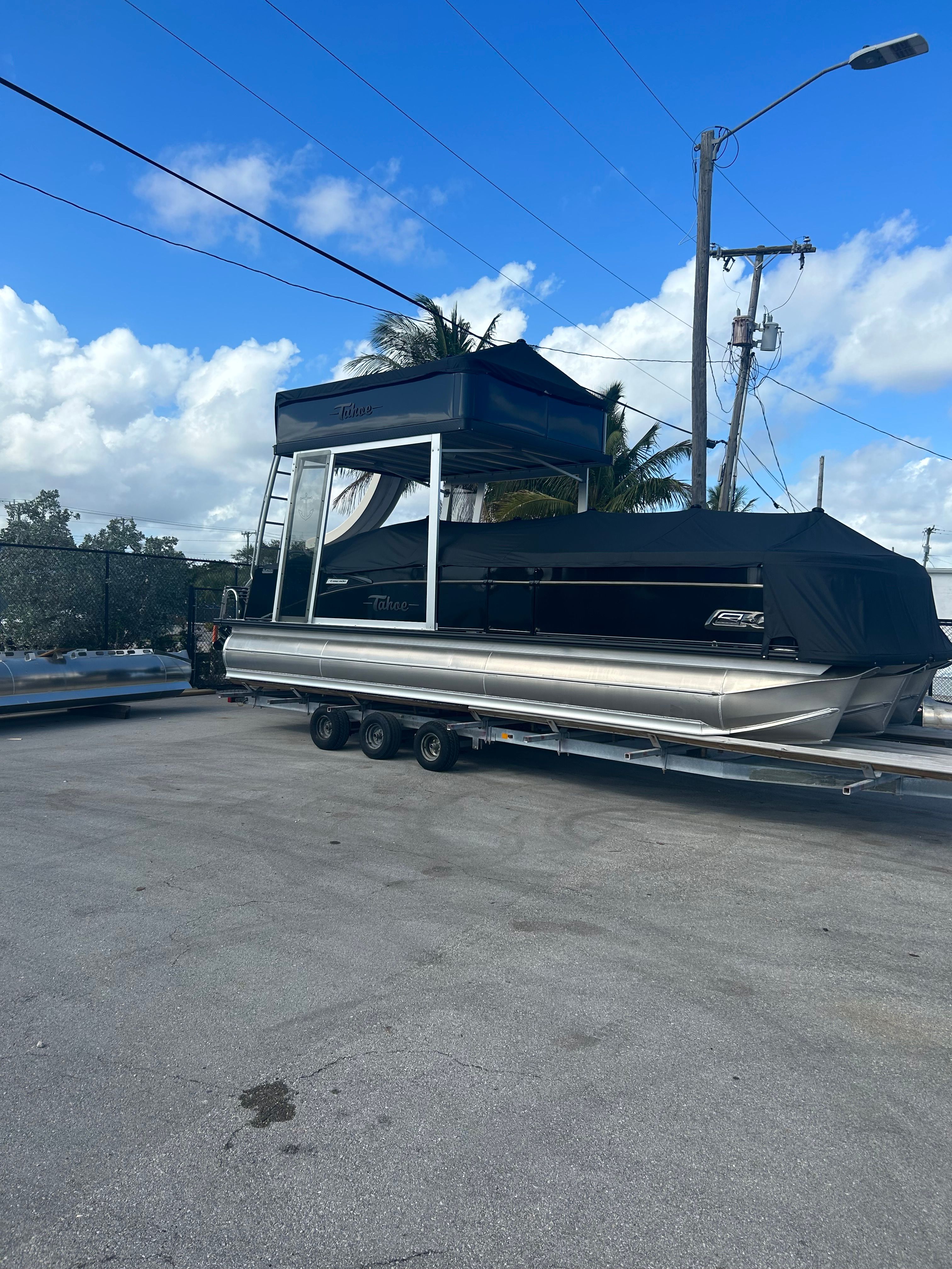 2023 Tahoe Pontoon Cascade Funship - 3