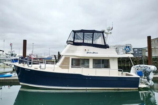 2006 Mainship