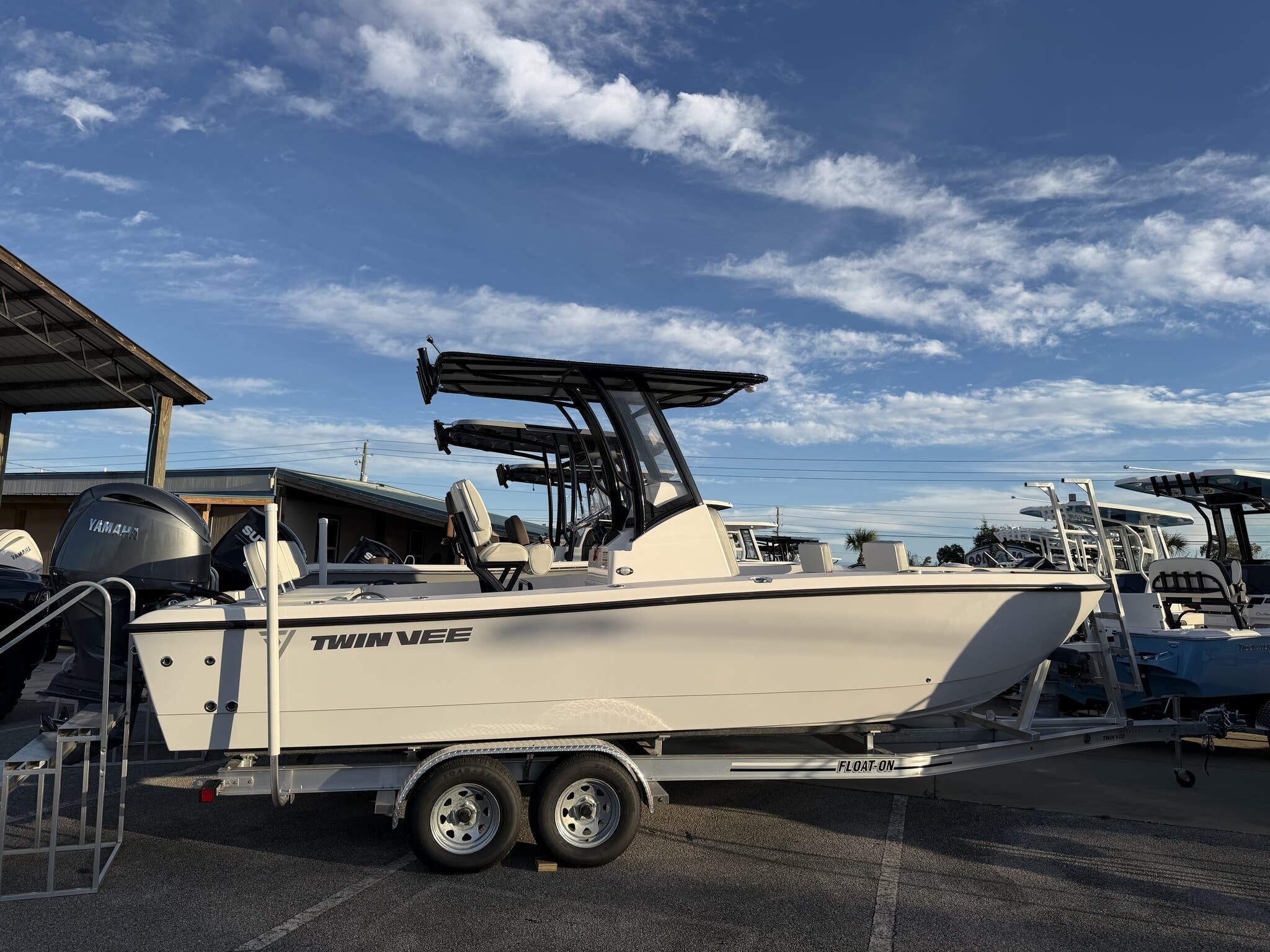 2026 Twin Vee 22 BayCat