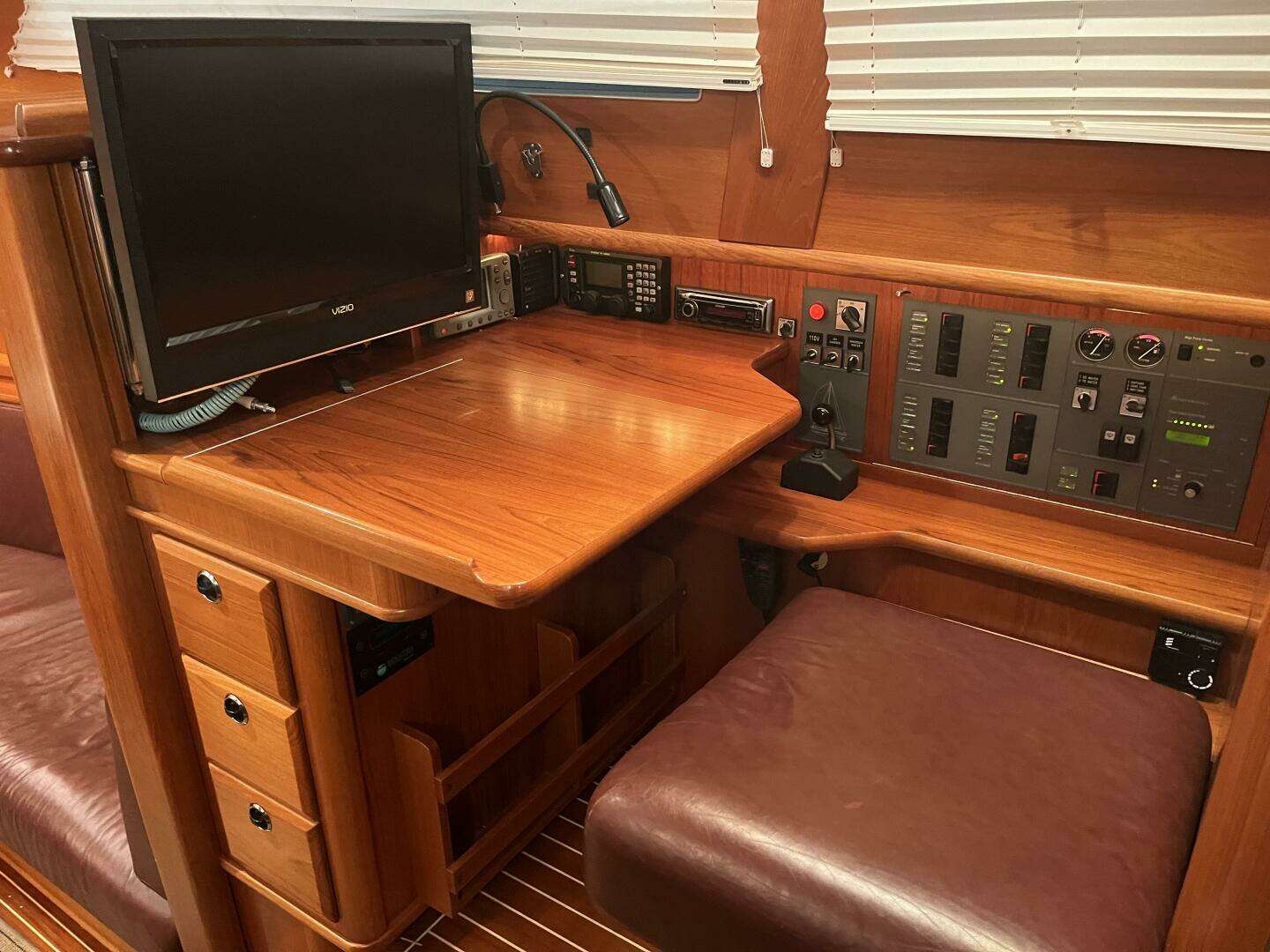 2003 Fantasi 44 Pilot House - Image 44