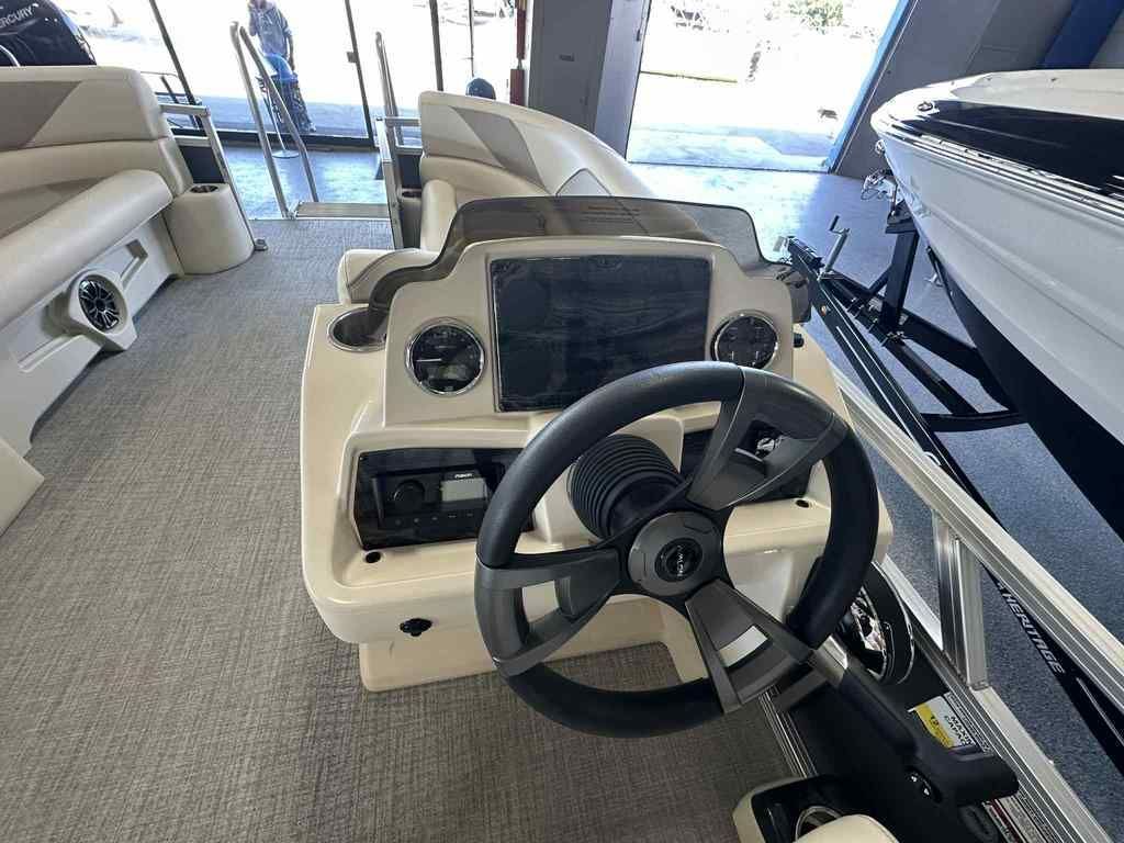 2026 Avalon Venture 2385 QL - 8