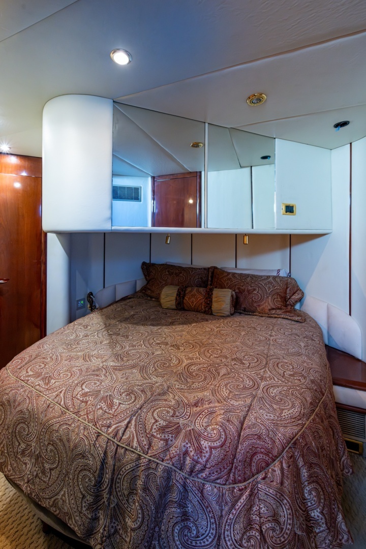 2000 Fairline Squadron 52 - Image 60