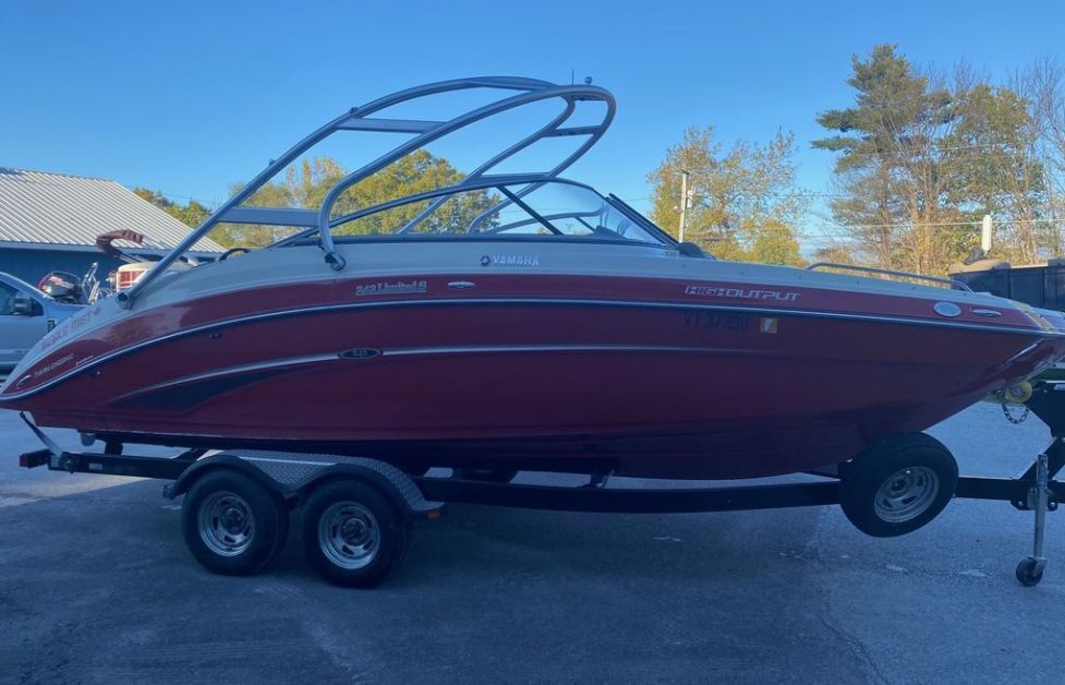 2014 Yamaha Boats 242 Limited S - 2