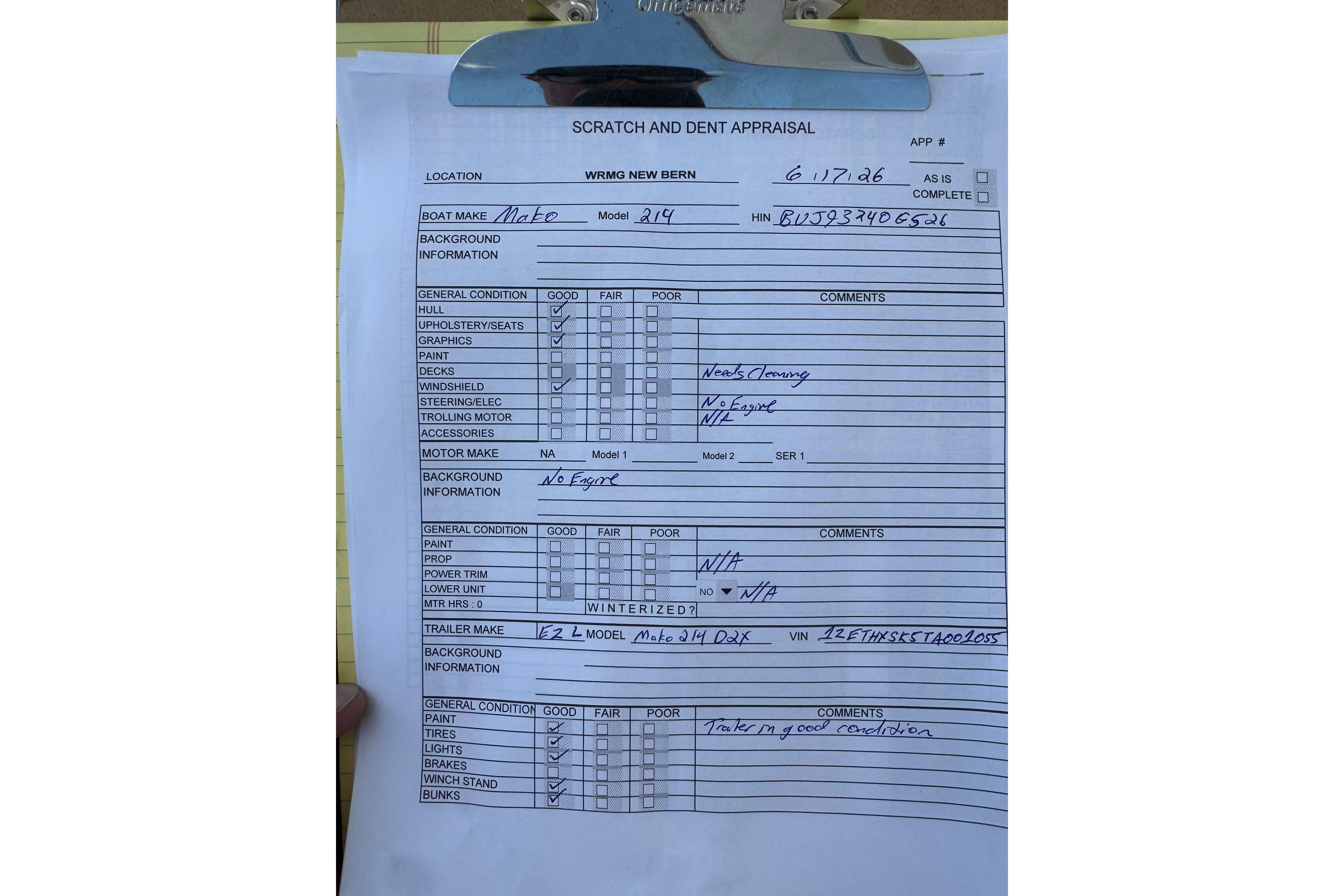 Scratch and dent appraisal form for 2026 Mako 214 Center Console boat.