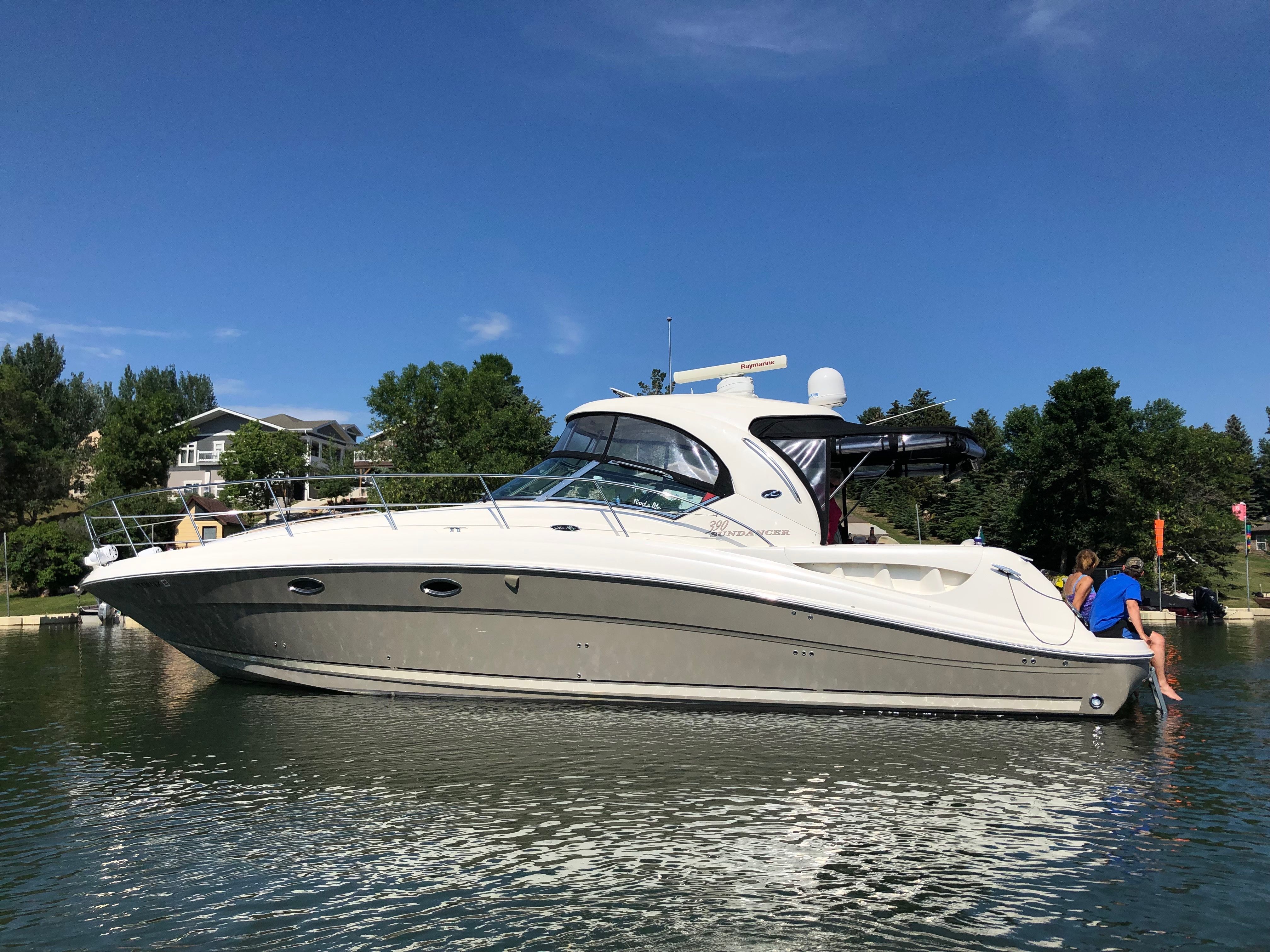 2005 Sea Ray 390 Sundancer