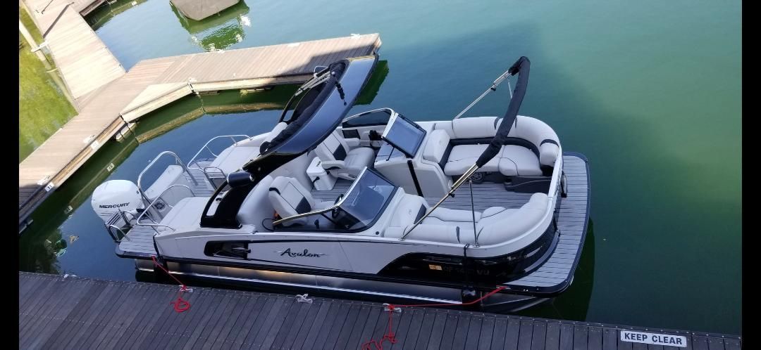 2021 Avalon Excalibur Elite Windshield - 25' - 5
