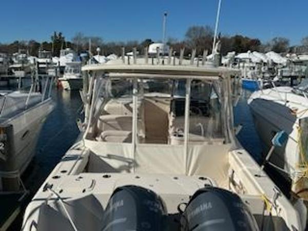 2017 Grady-White Freedom 307 - 2