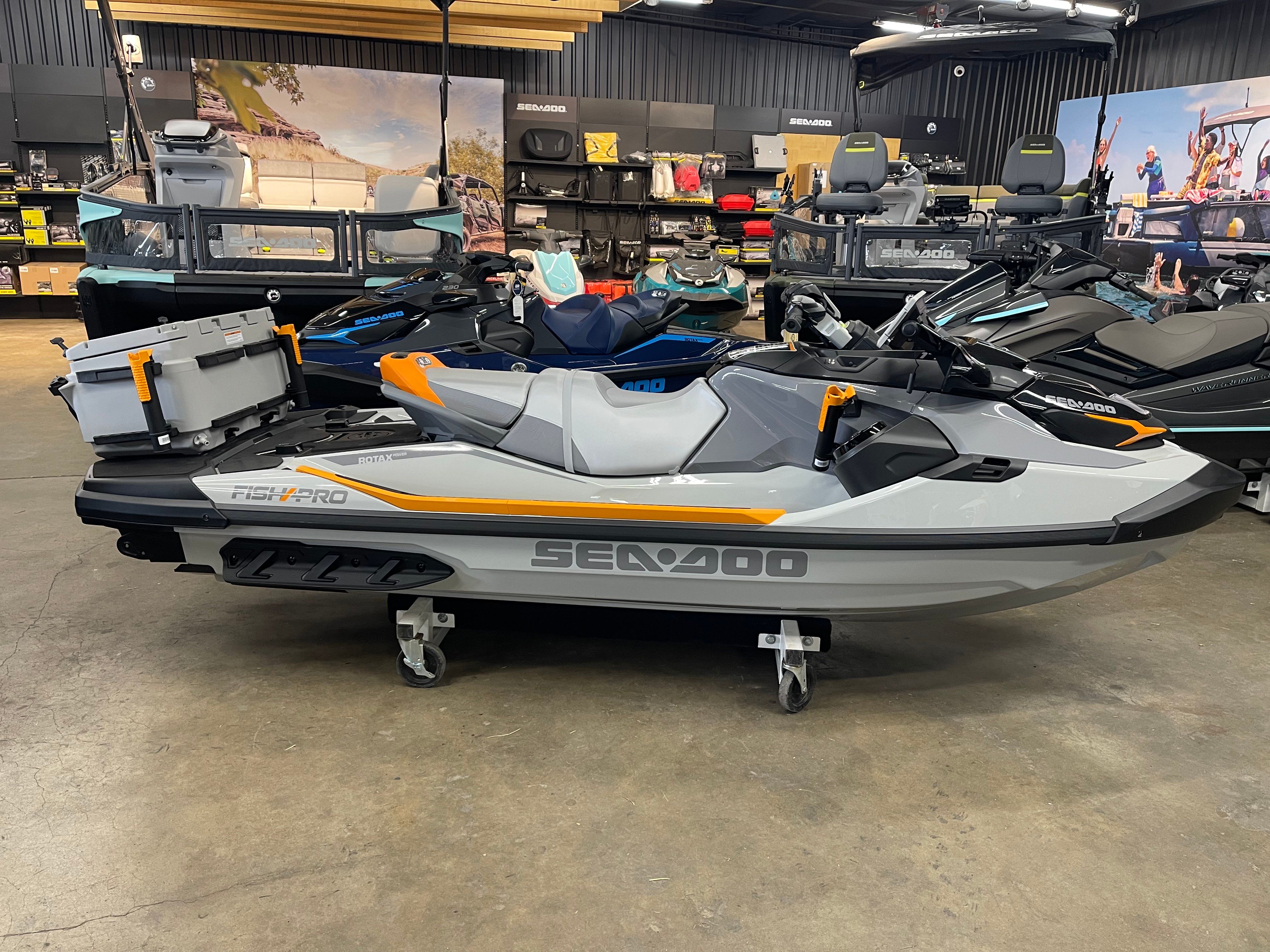 2026 Sea-Doo FishPro Trophy 170 - 3