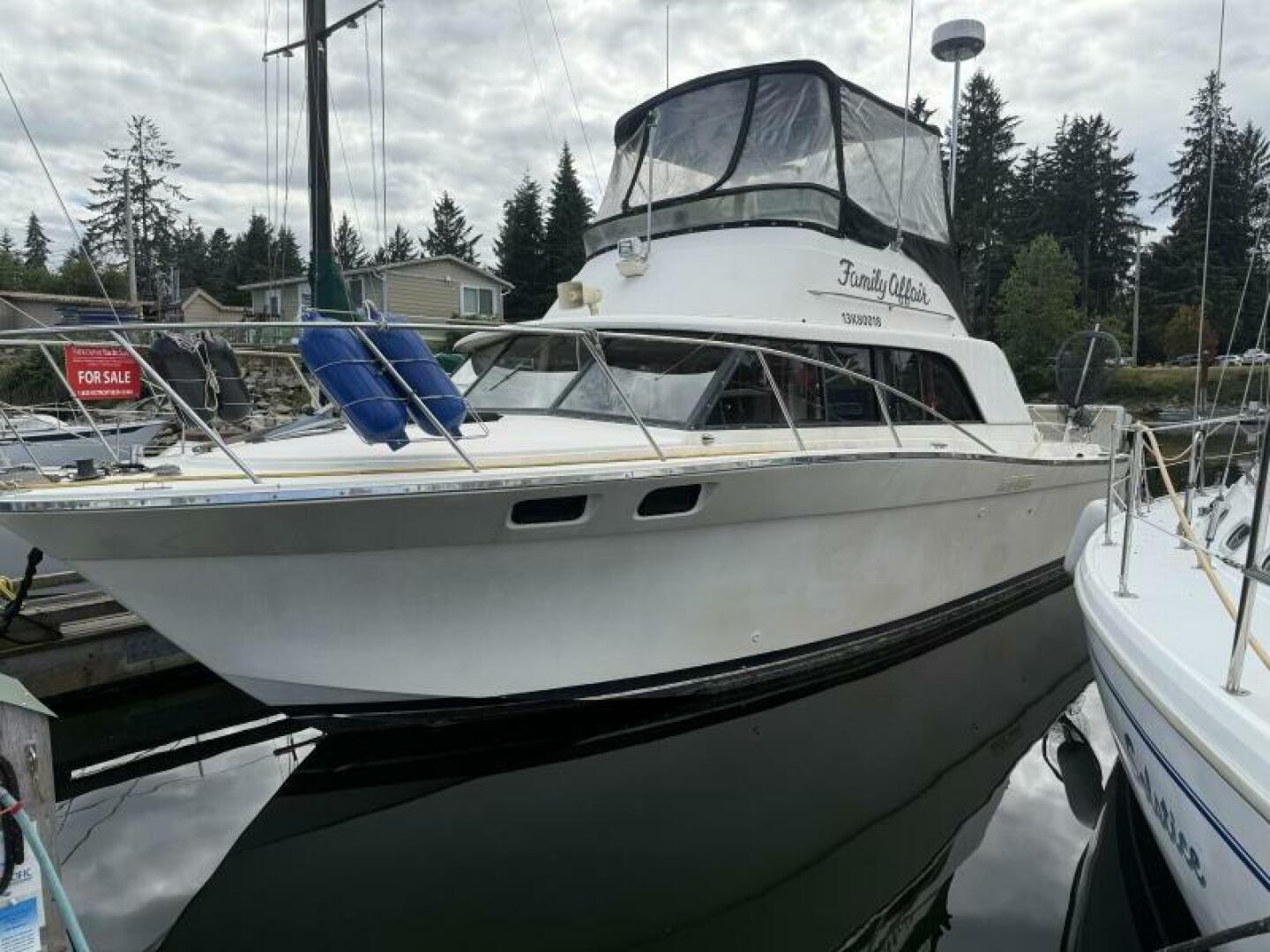 1980 Silverton 34 Convertible