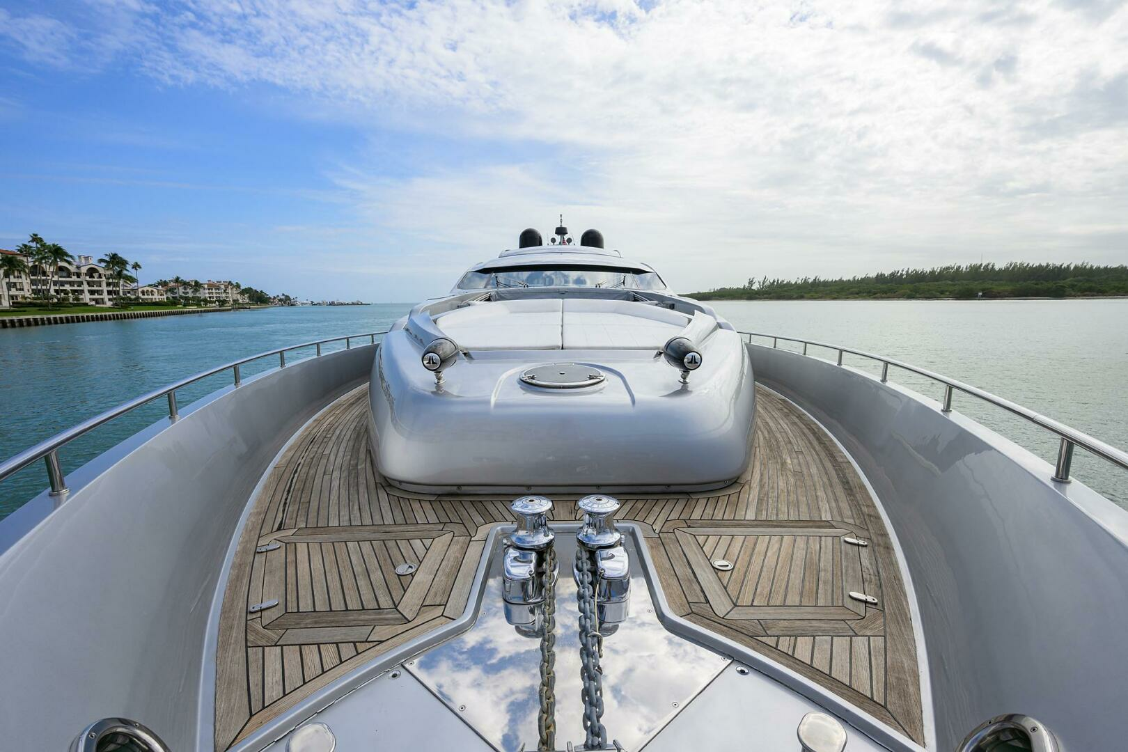 2009 Pershing 90 Express - Image 44
