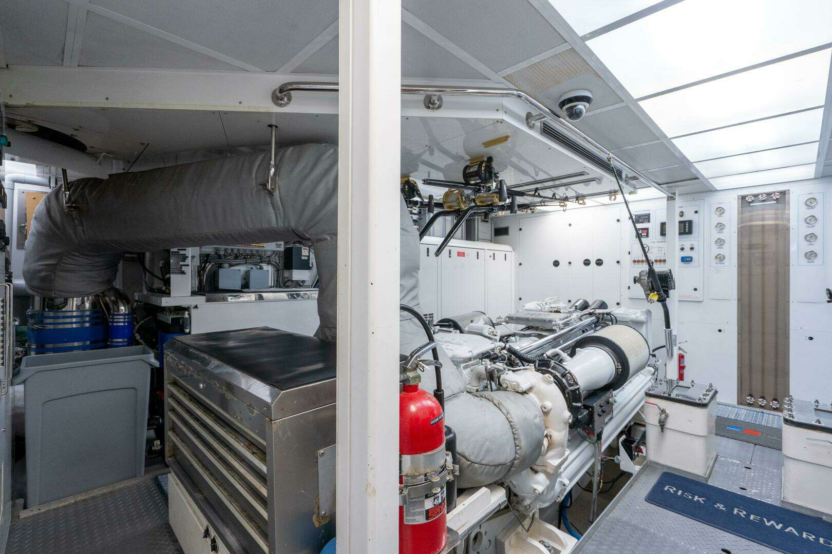 2004 Crescent Raised Pilothouse - Image 72