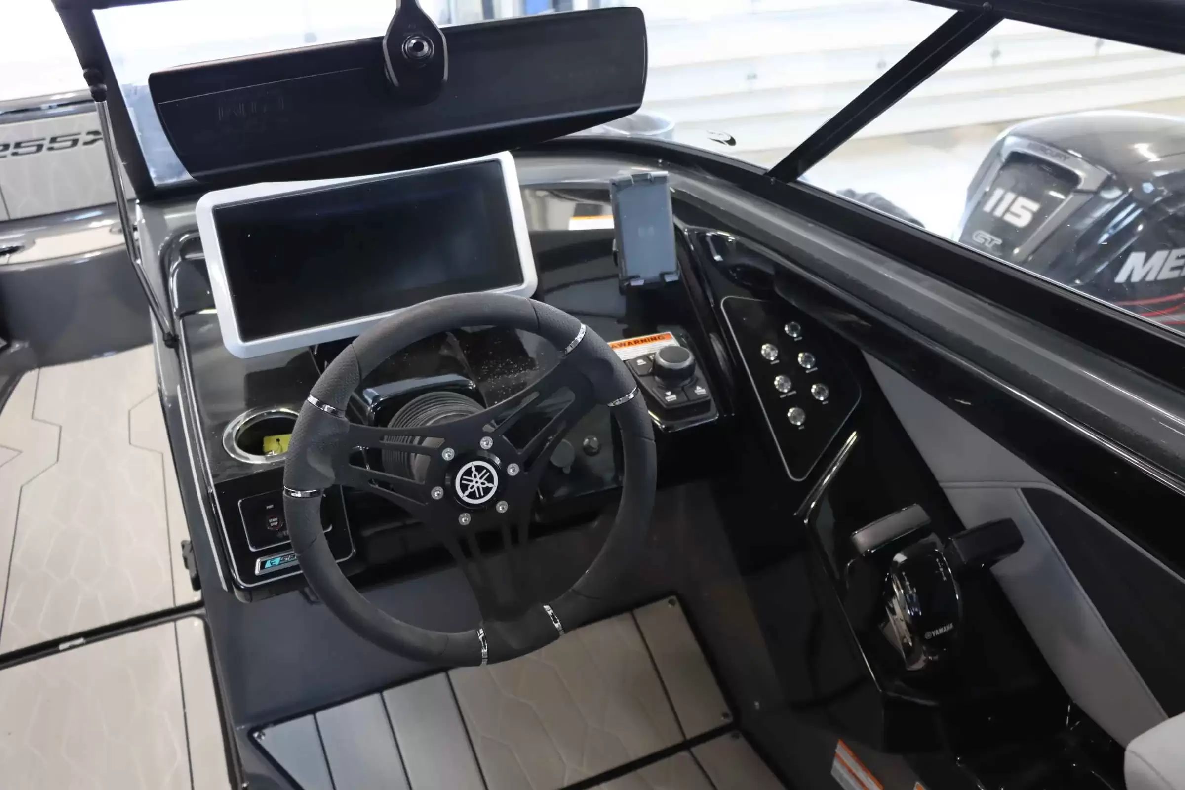 2025 Yamaha Boats 255XE - 9