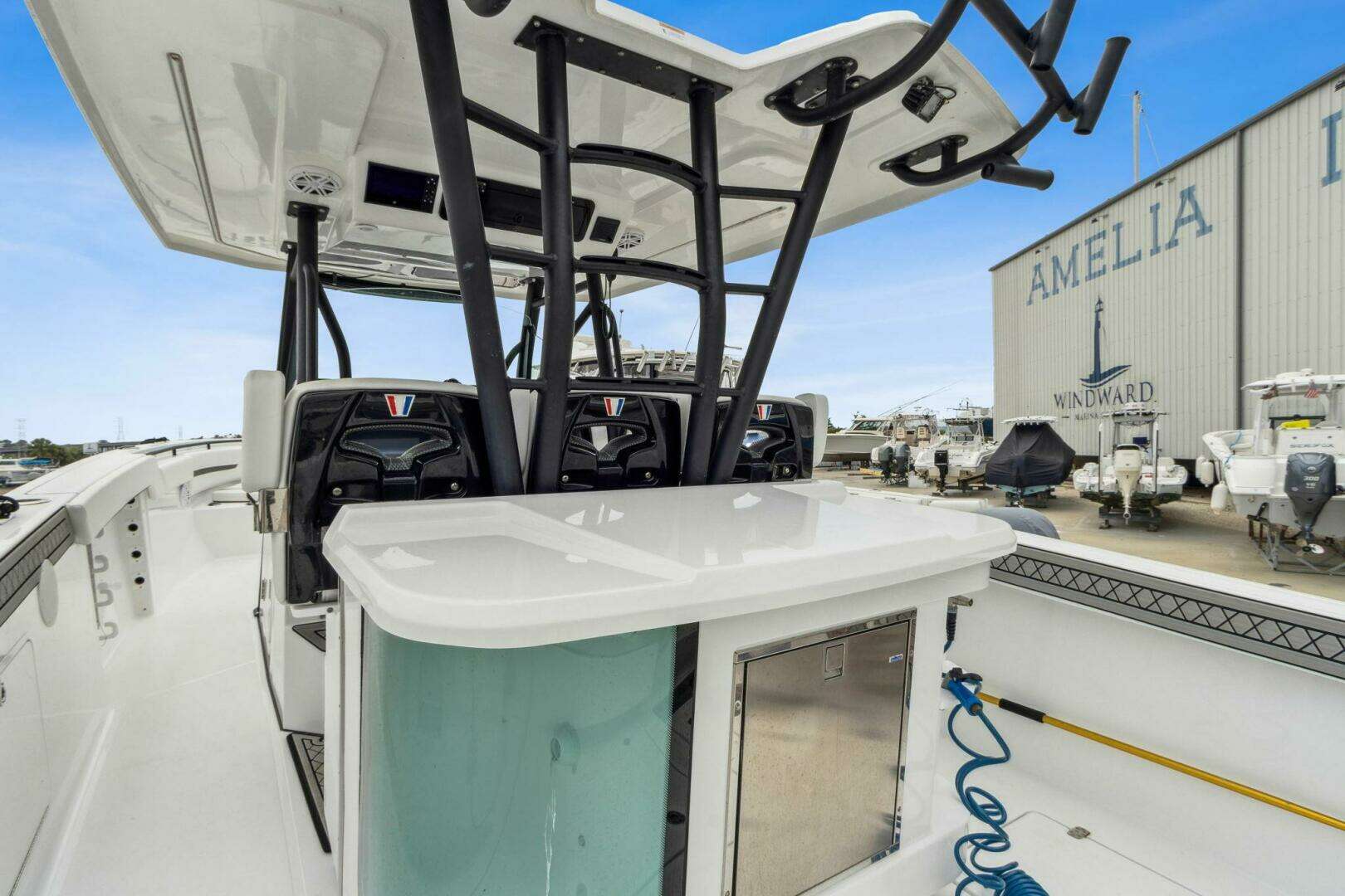 2023 Wellcraft 352 Fisherman Center Console - Image 14