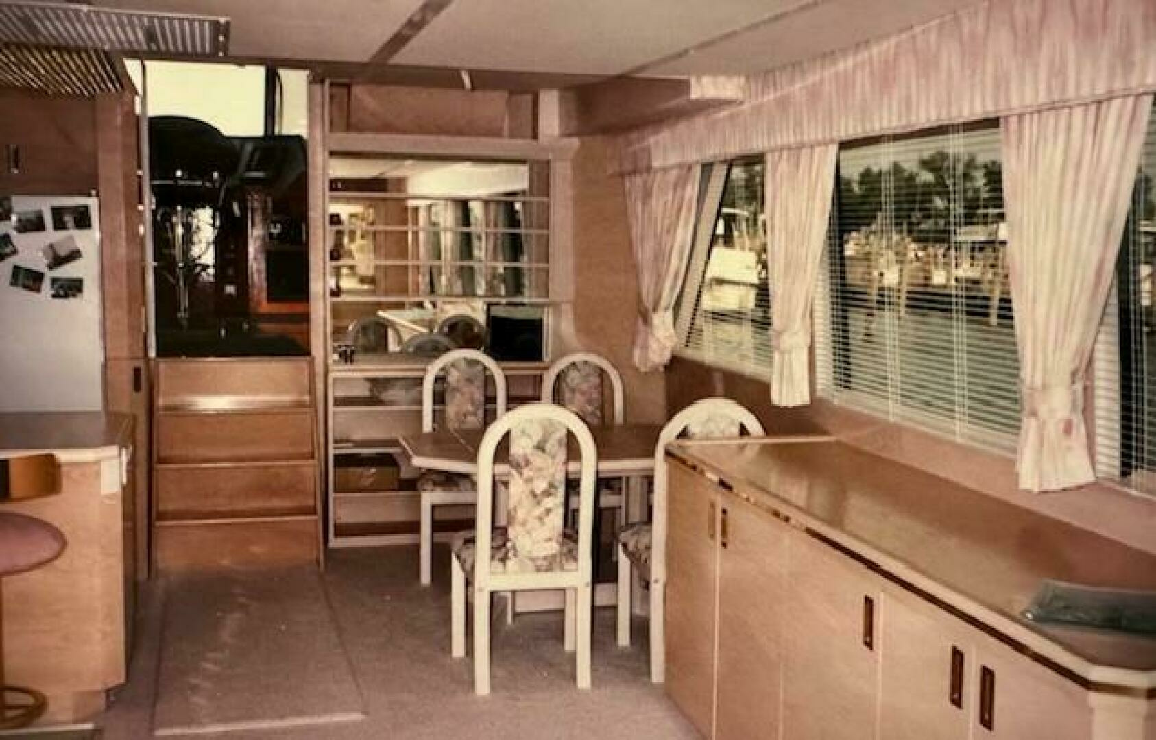1990 Motor Yacht 70 Brata - Image 22