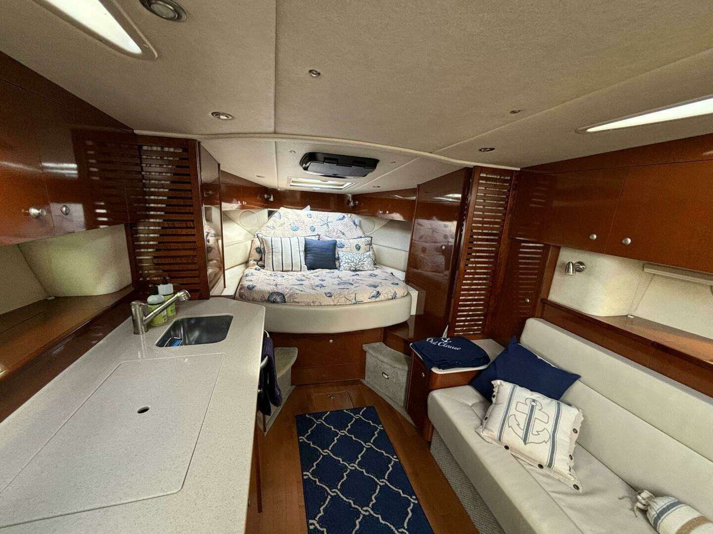 2009 Sea Ray SUNDANCER 350 - Image 31