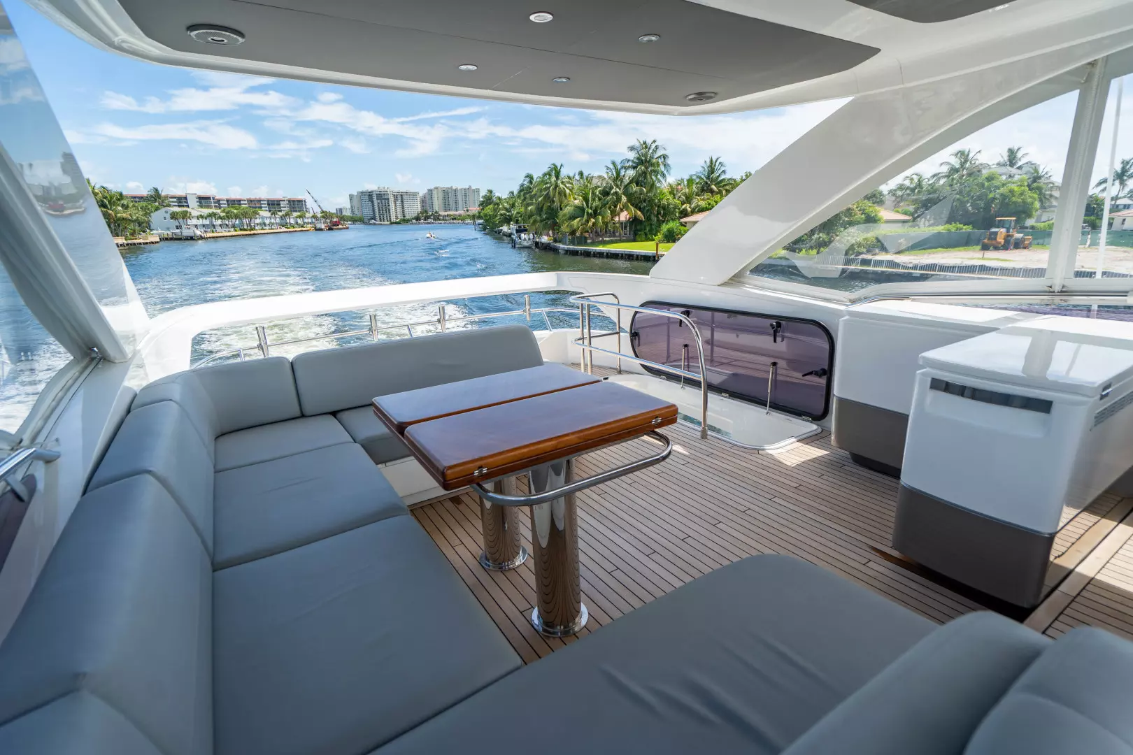 2018 Princess F62 - Image 43