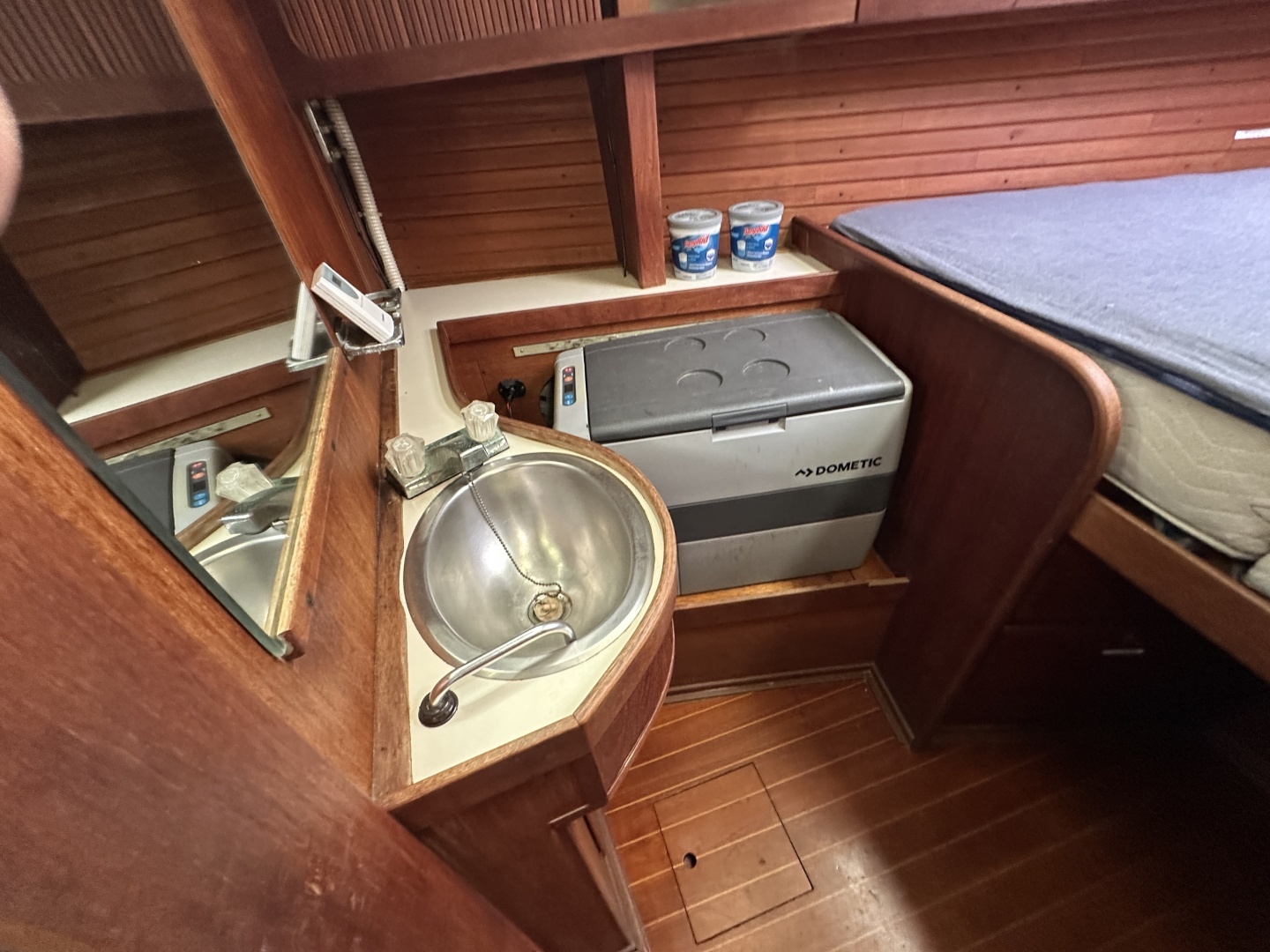 1991 Sabre 425 - Image 12