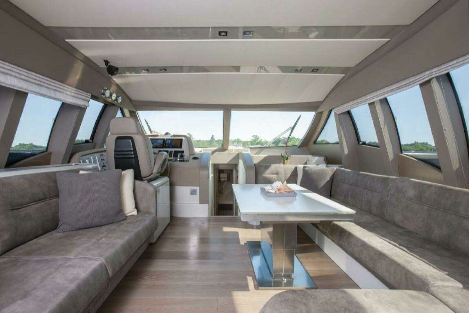 2018 Ferretti Yachts — - Image 19