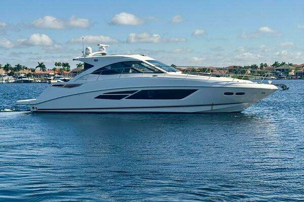 2015 Sea Ray 510 Sundancer
