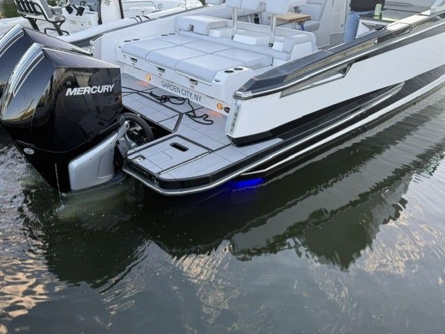 2023 Aviara AV32 OB - 3