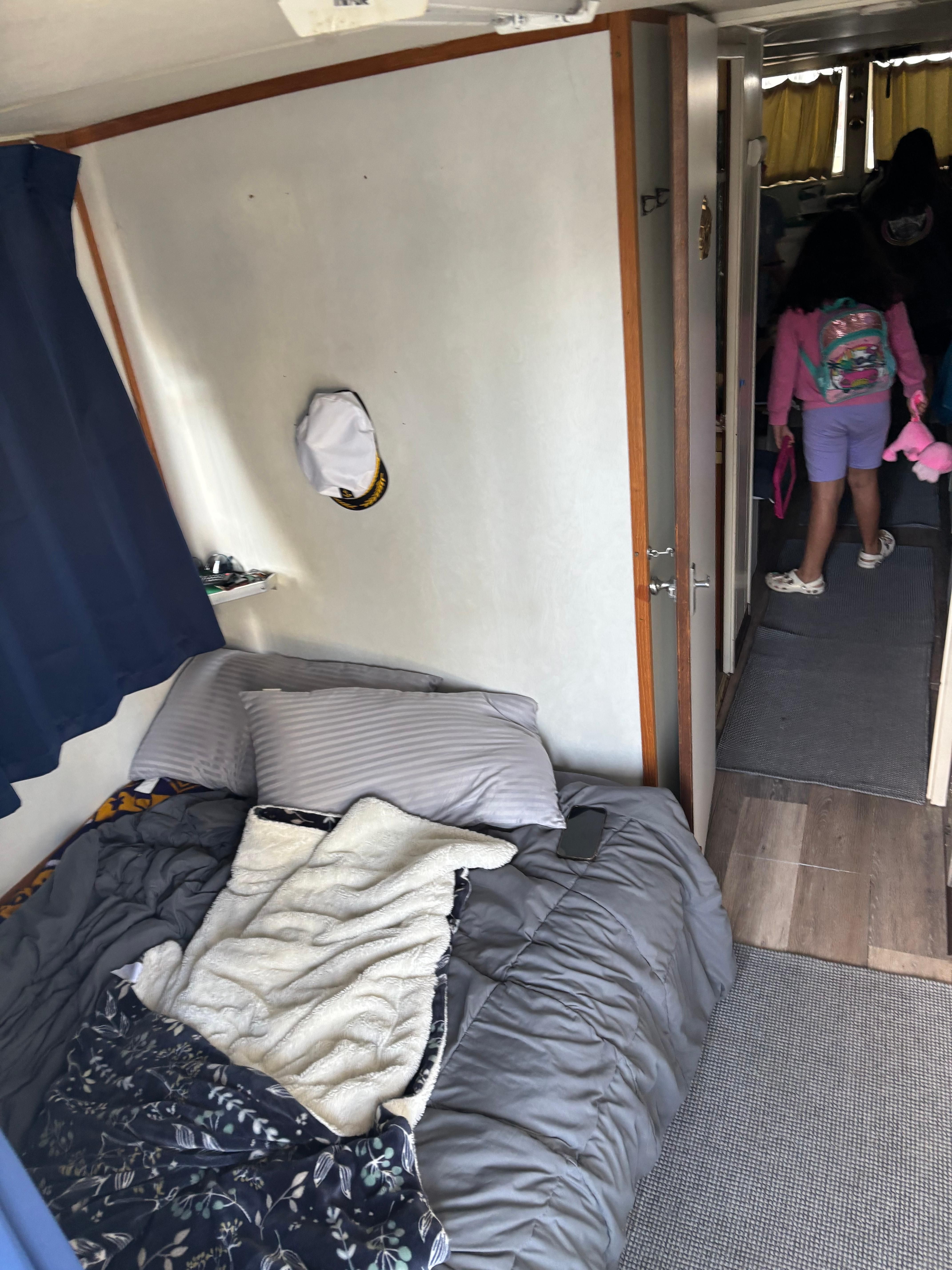 1973 Cruise-A-Home Houseboat - 4