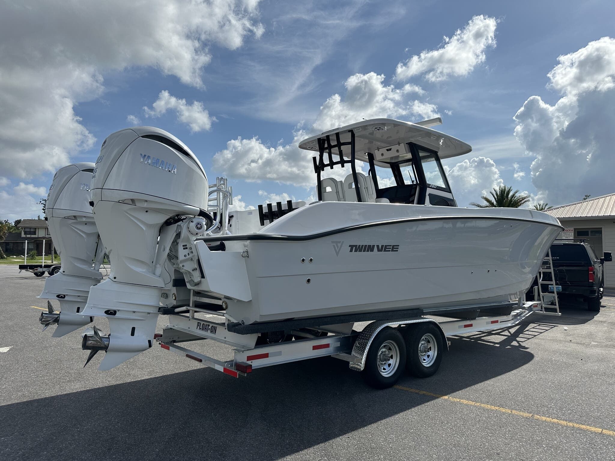 2026 Twin Vee GFX2 280 GFX2 - 6