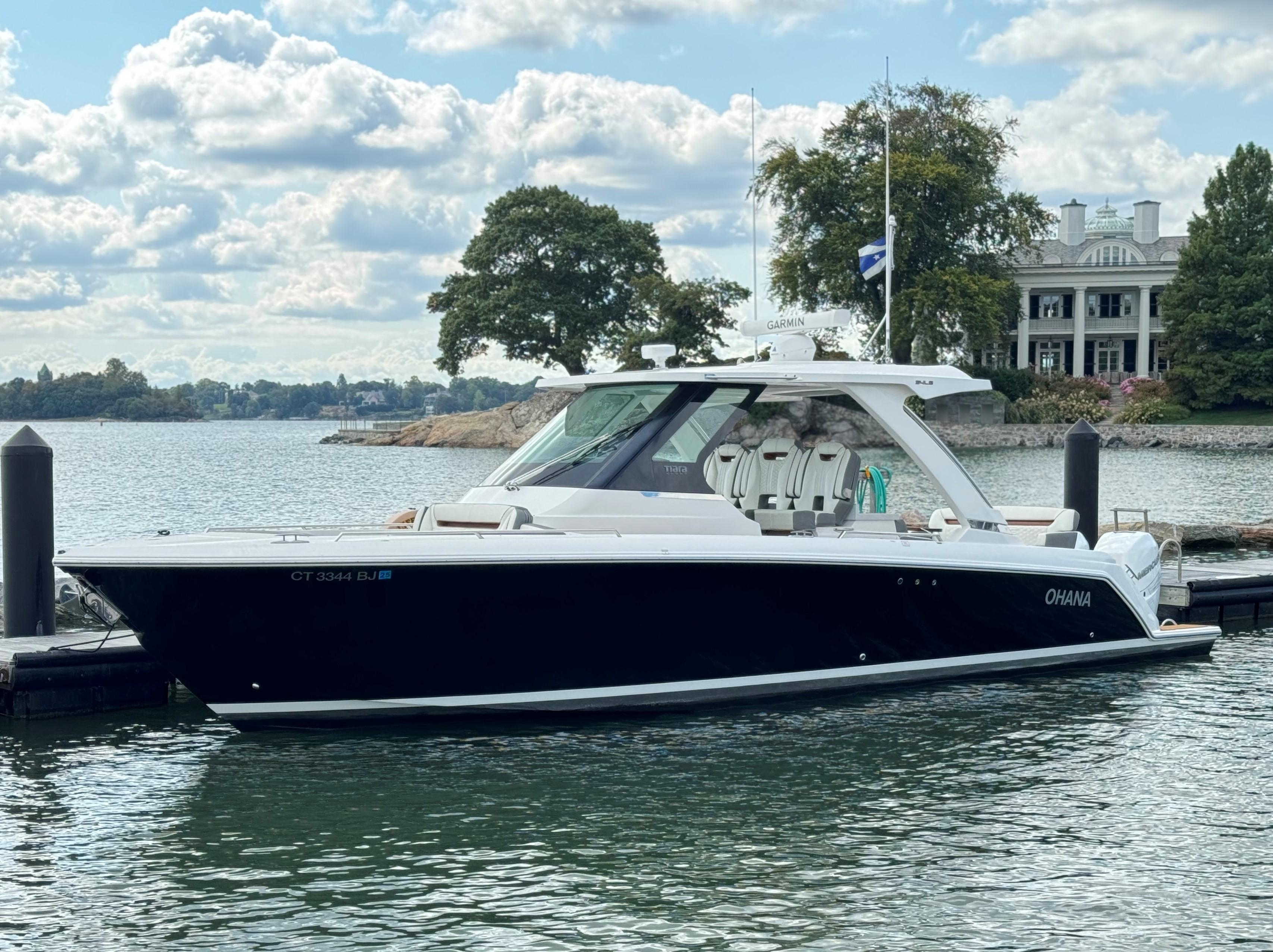 2020 Tiara Yachts 34 LS