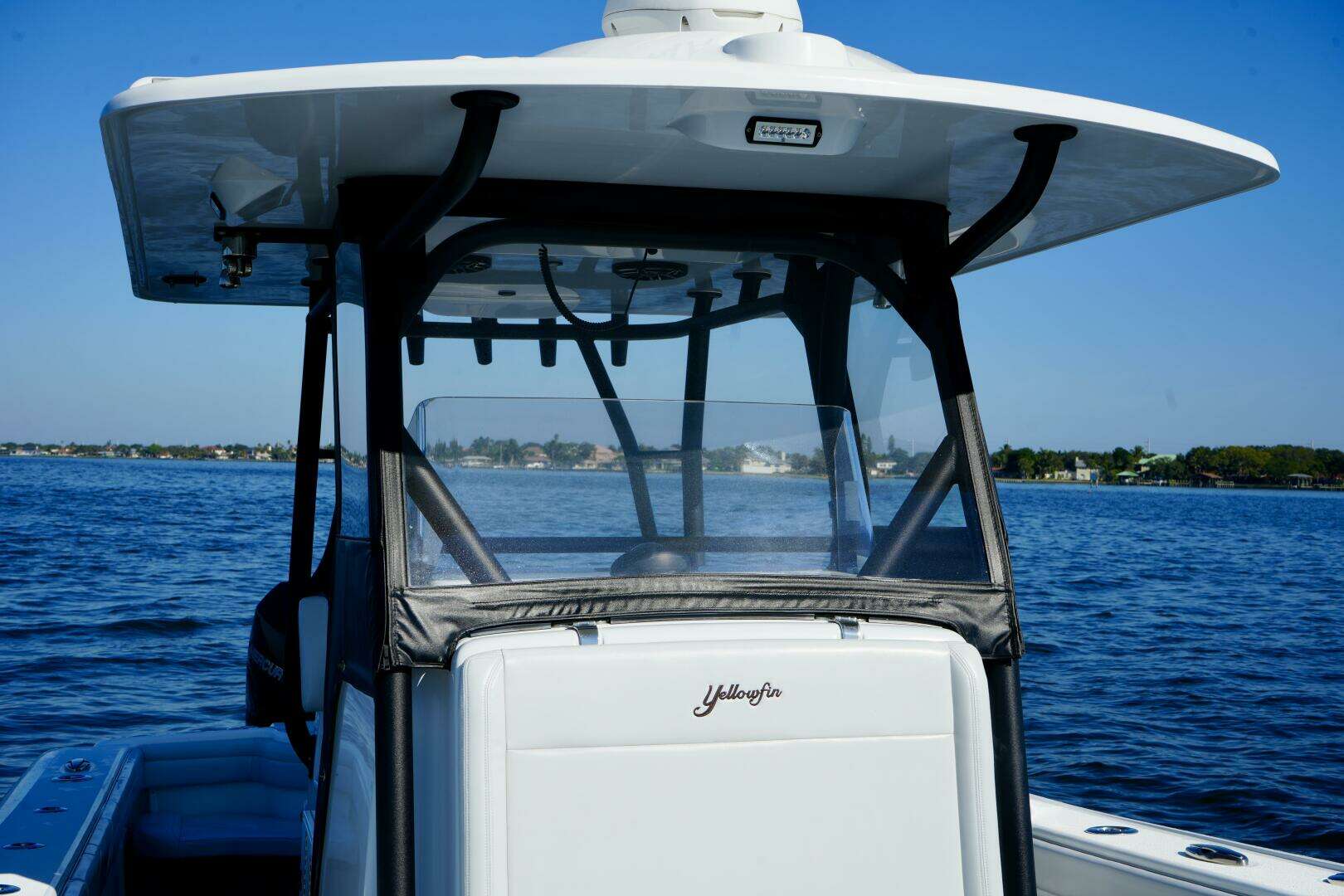 2023 Yellowfin 32 Offshore - Image 16