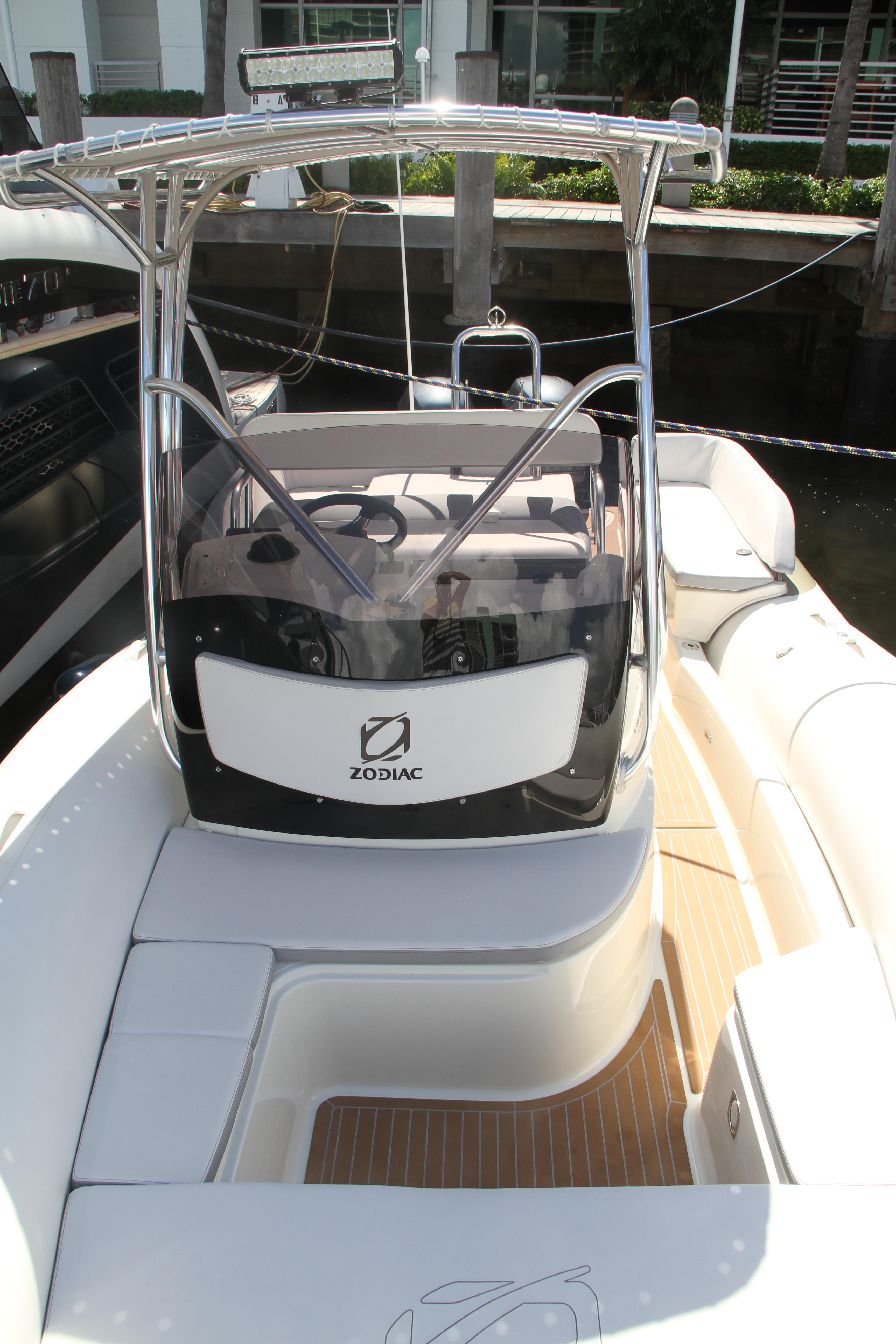 2013 Zodiac N-ZO 760 boat with helm and seating area.