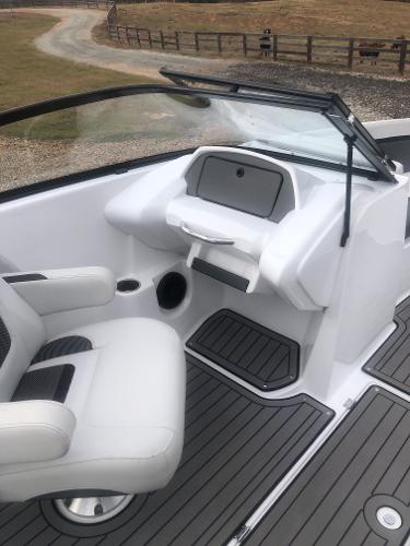 2020 Hurricane SP210 - 11