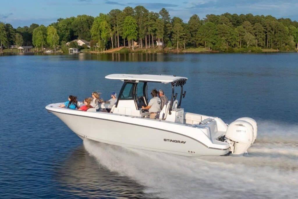 2027 Stingray 253 CC