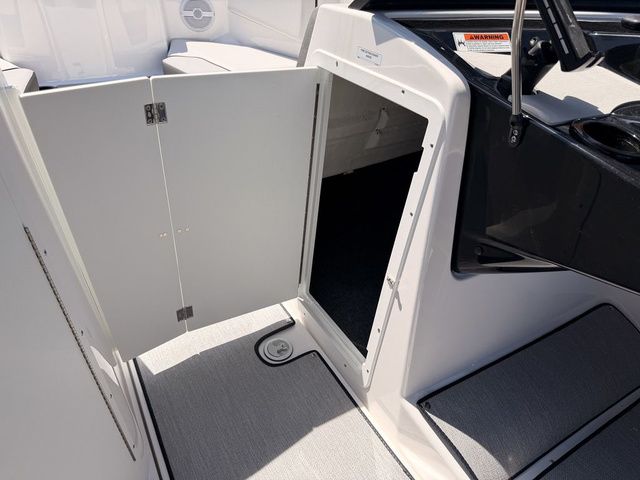 2026 Yamaha Boats AR220 - 20