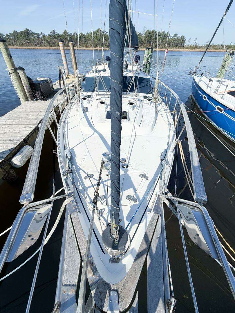 1986 Nauticat 40 Cutter Ketch Pilothouse - Image 11