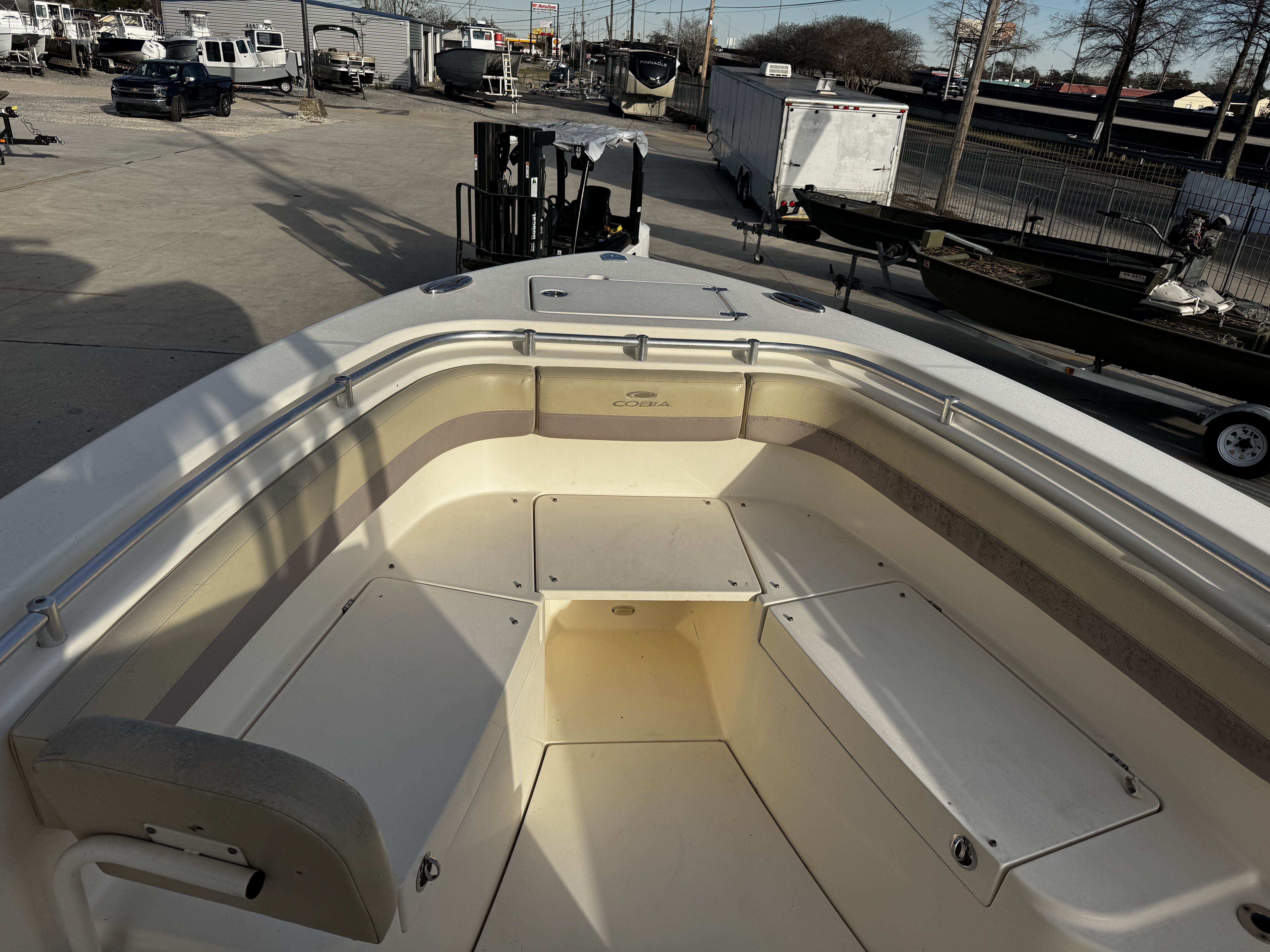 2017 Cobia 277 Center Console - 14