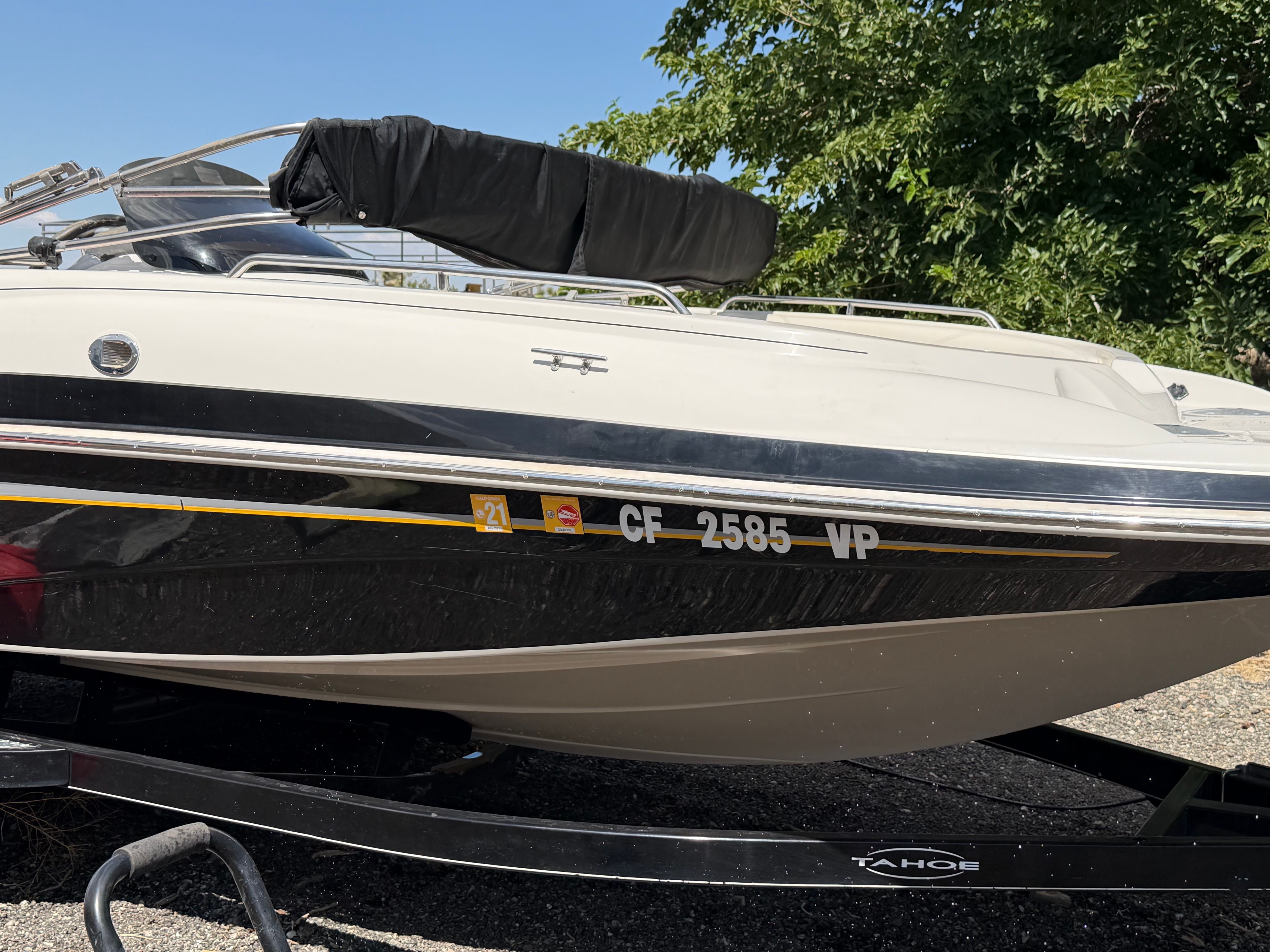 2011 Tahoe 215 Xi