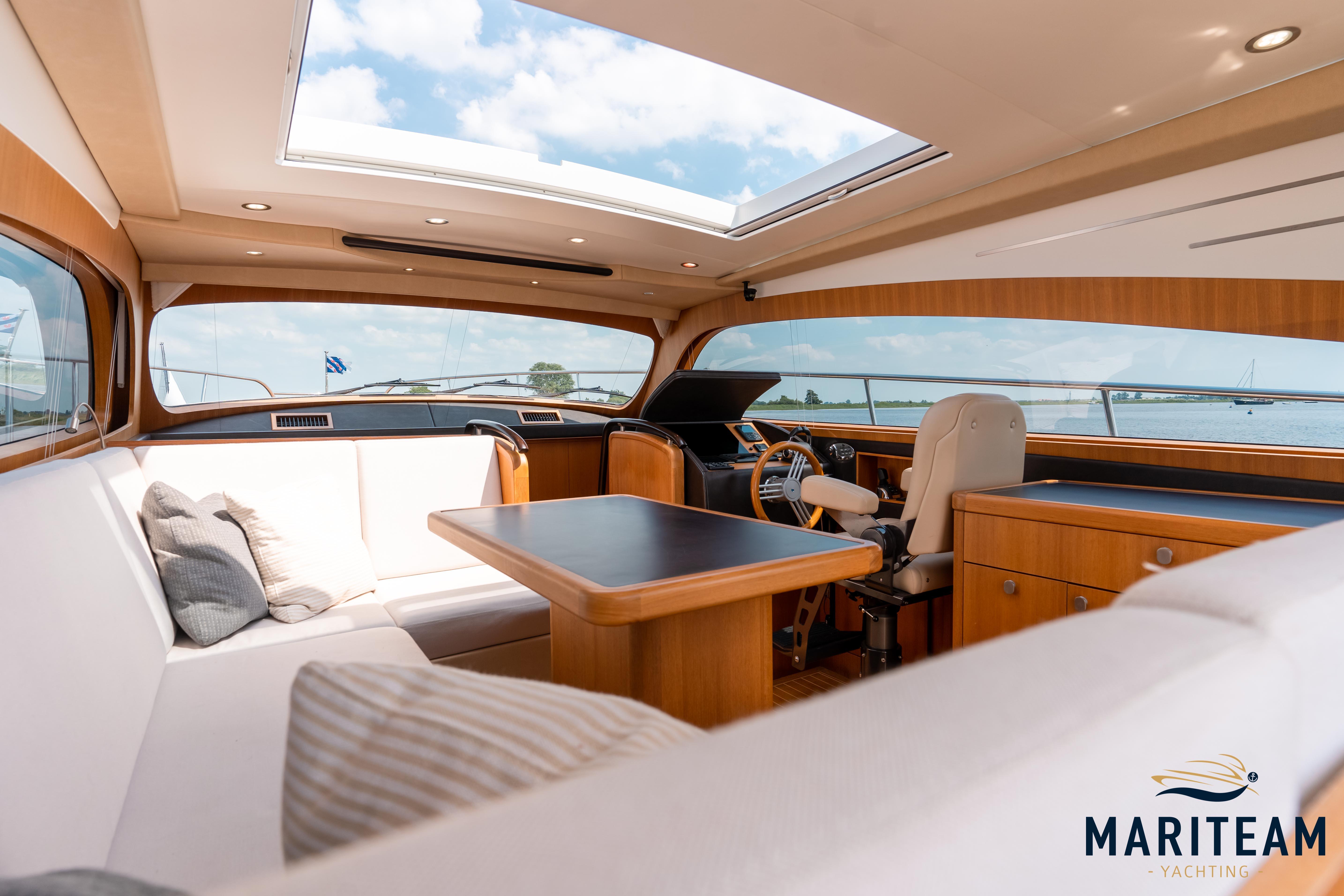 Luxurious interior of 2017 Breedendam MTB fourzero Wheelhouse yacht with skylight and seating area.