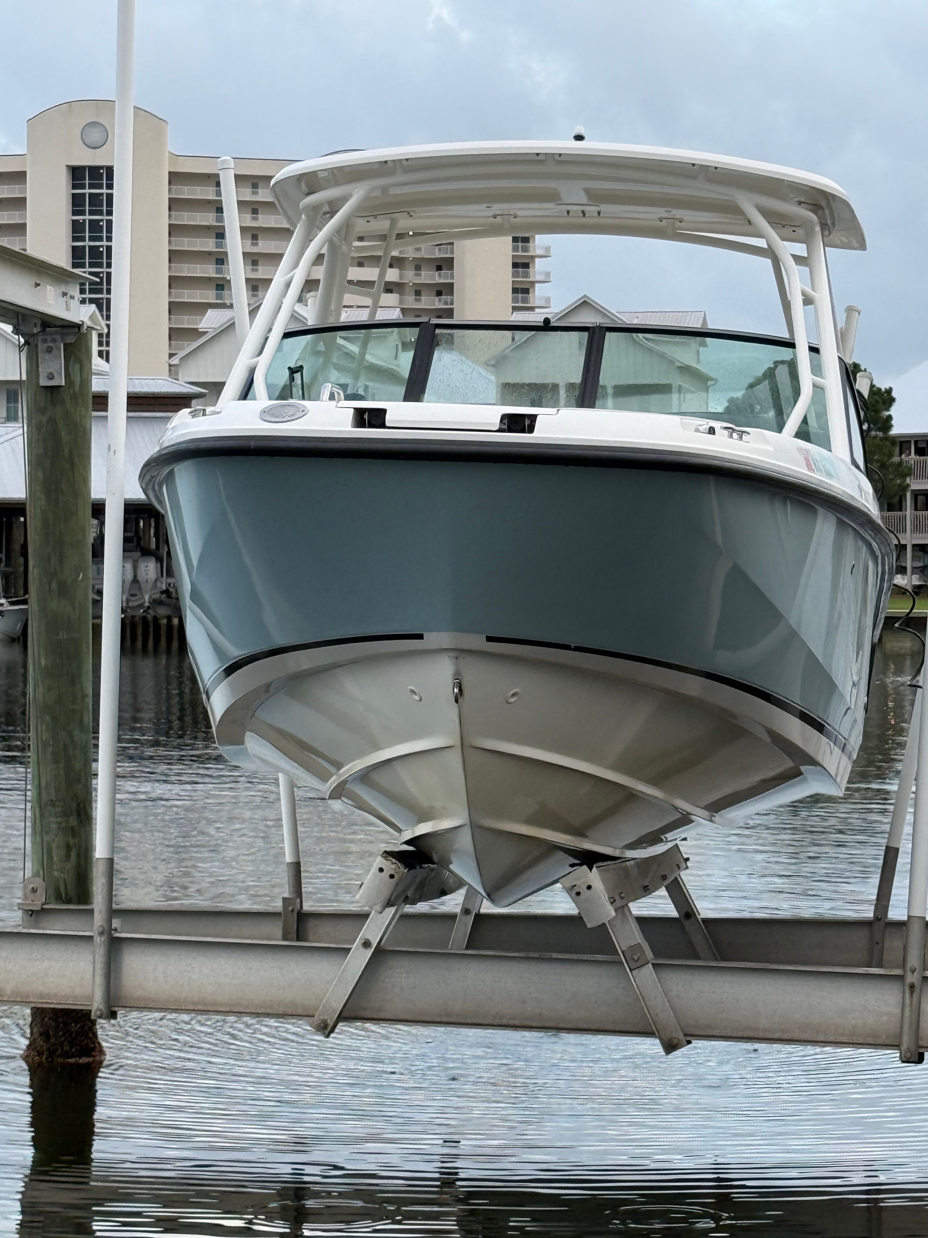 2016 Boston Whaler 230 Vantage - 5
