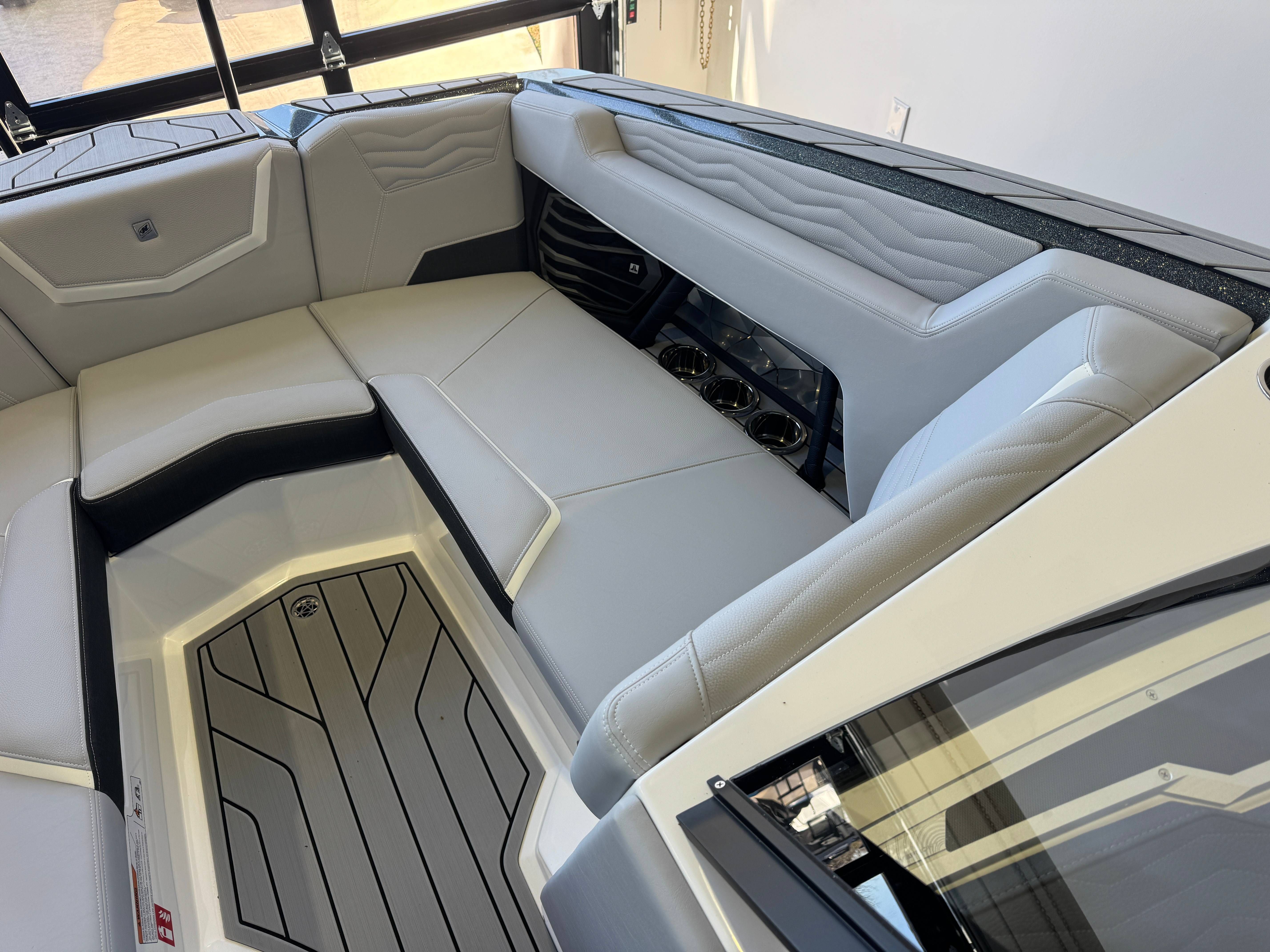 2026 Nautique Super Air Nautique G23 - 18