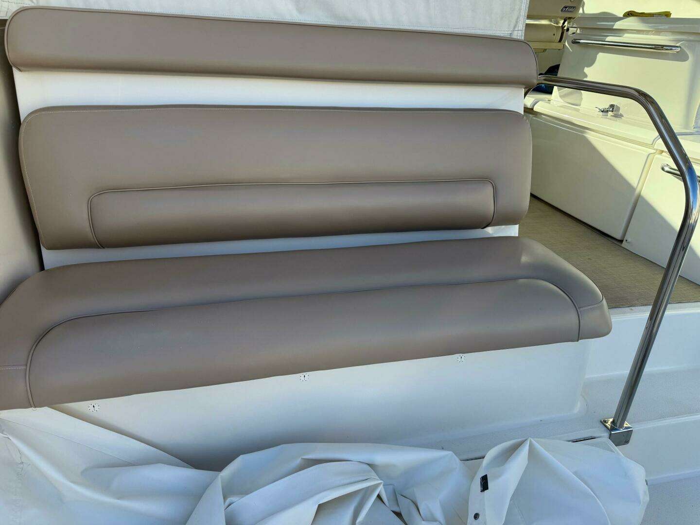 2015 Tiara Yachts 4300 Open - Image 36