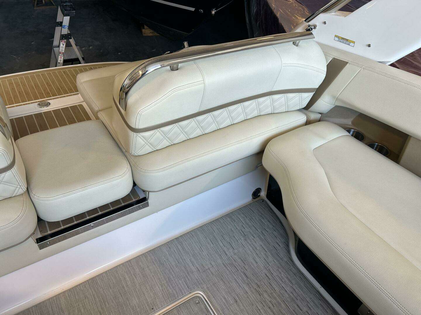 2019 Regal — - Image 21