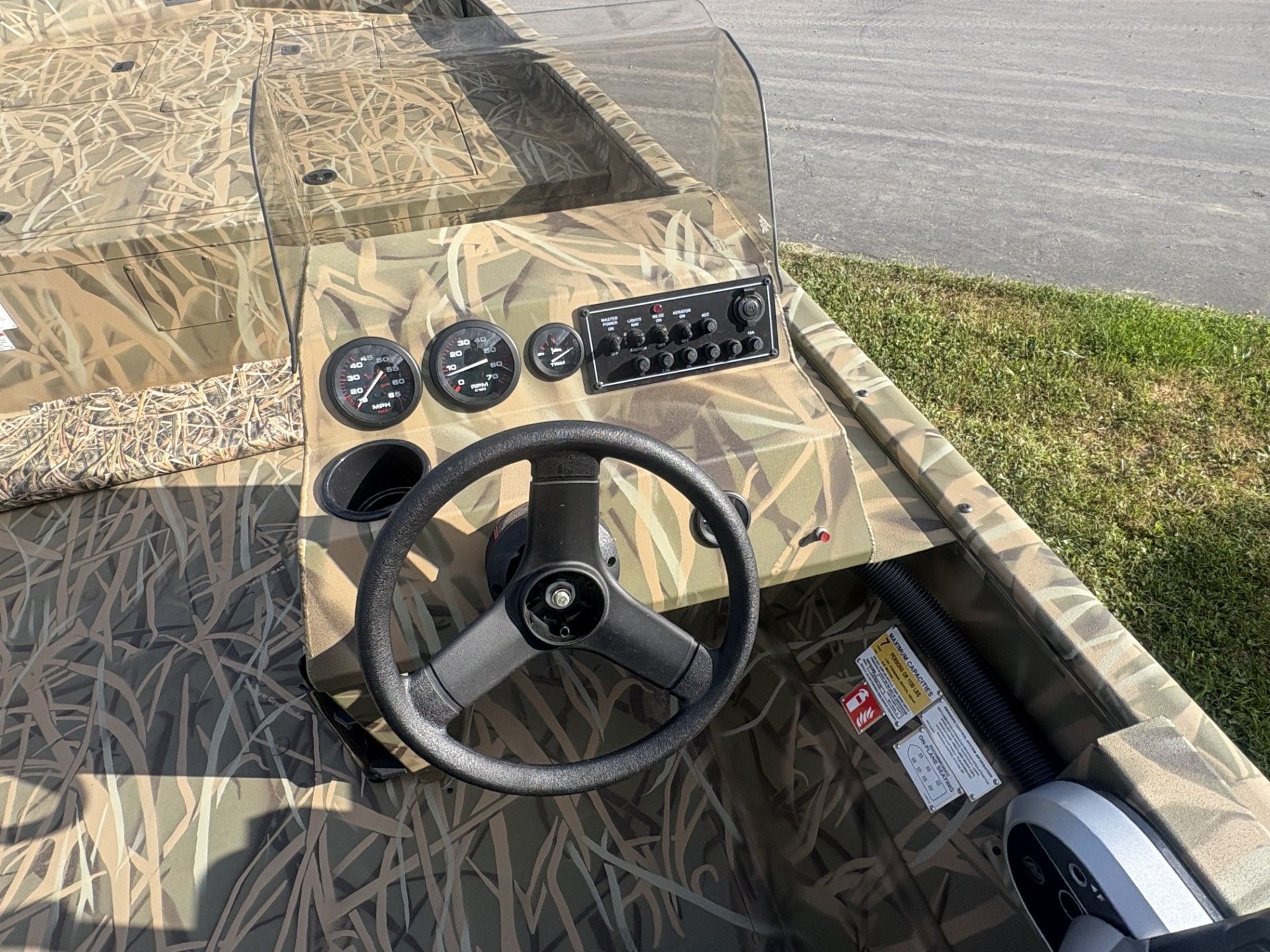 2026 Crestliner 2070 RETRIEVER SIDE CONSOLE HEAVY DUTY - 8