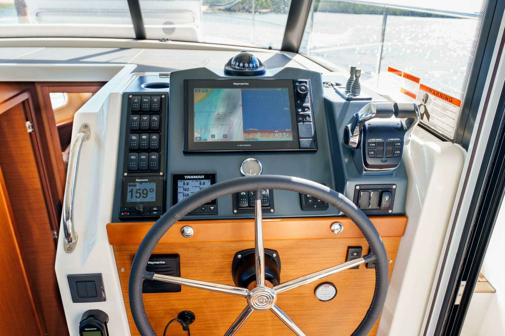 2025 Beneteau — - Image 27
