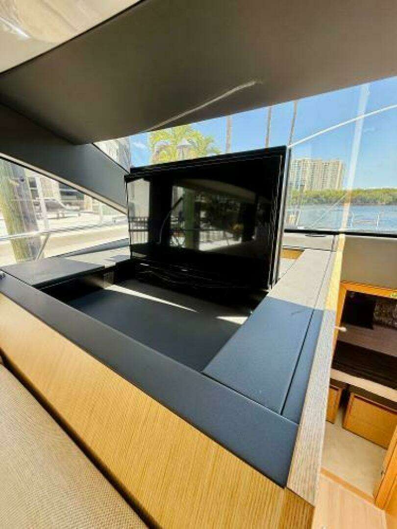2019 Sealine F430 - Image 58