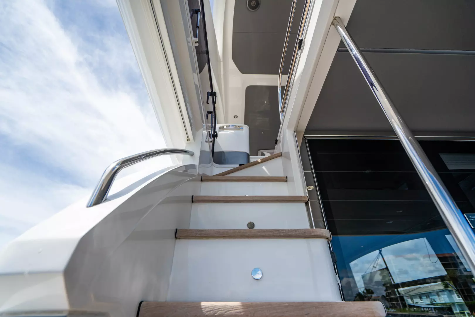 2018 Princess F62 - Image 29