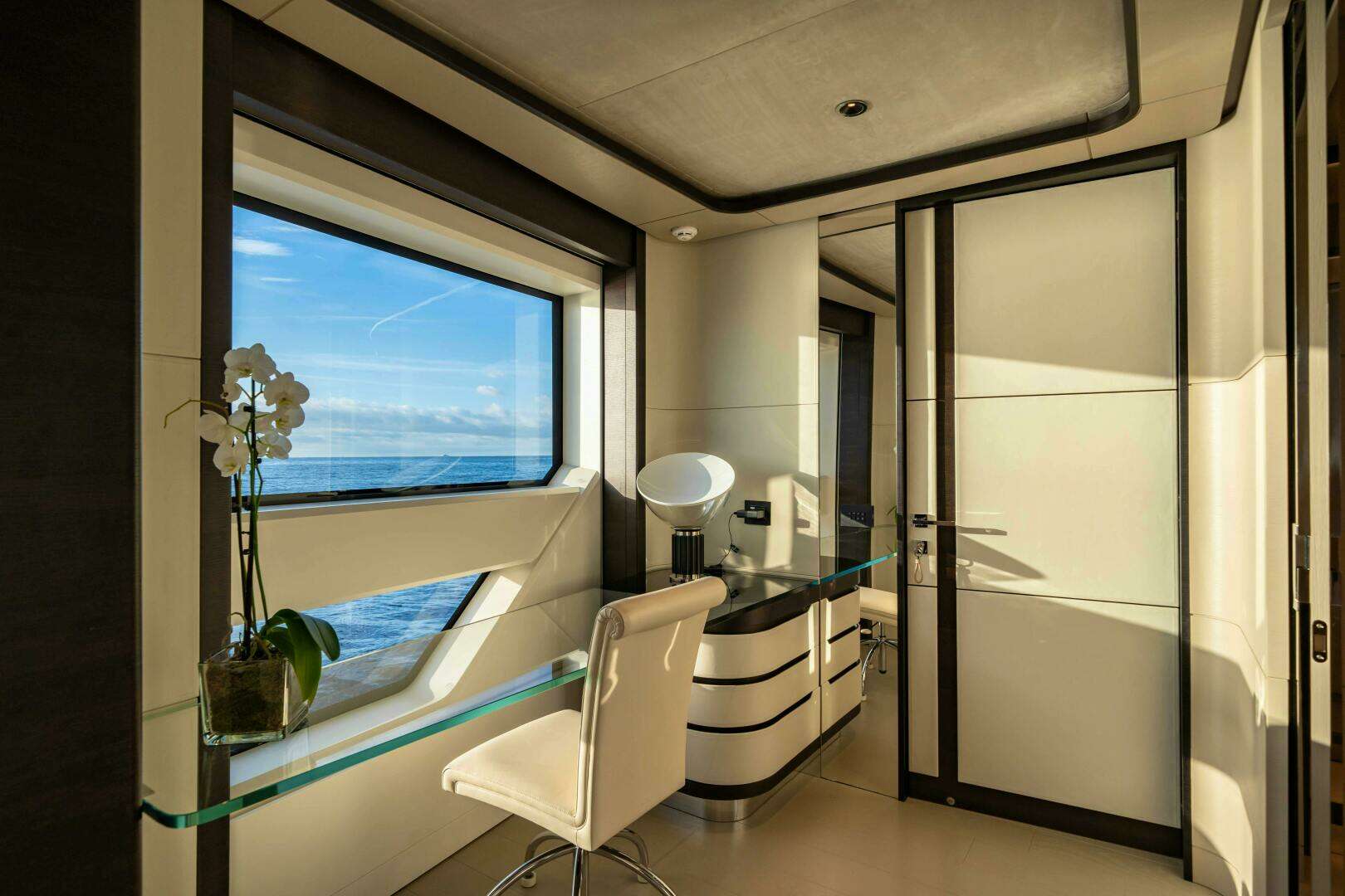 2028 Ocean King DUCALE 120 - Image 30
