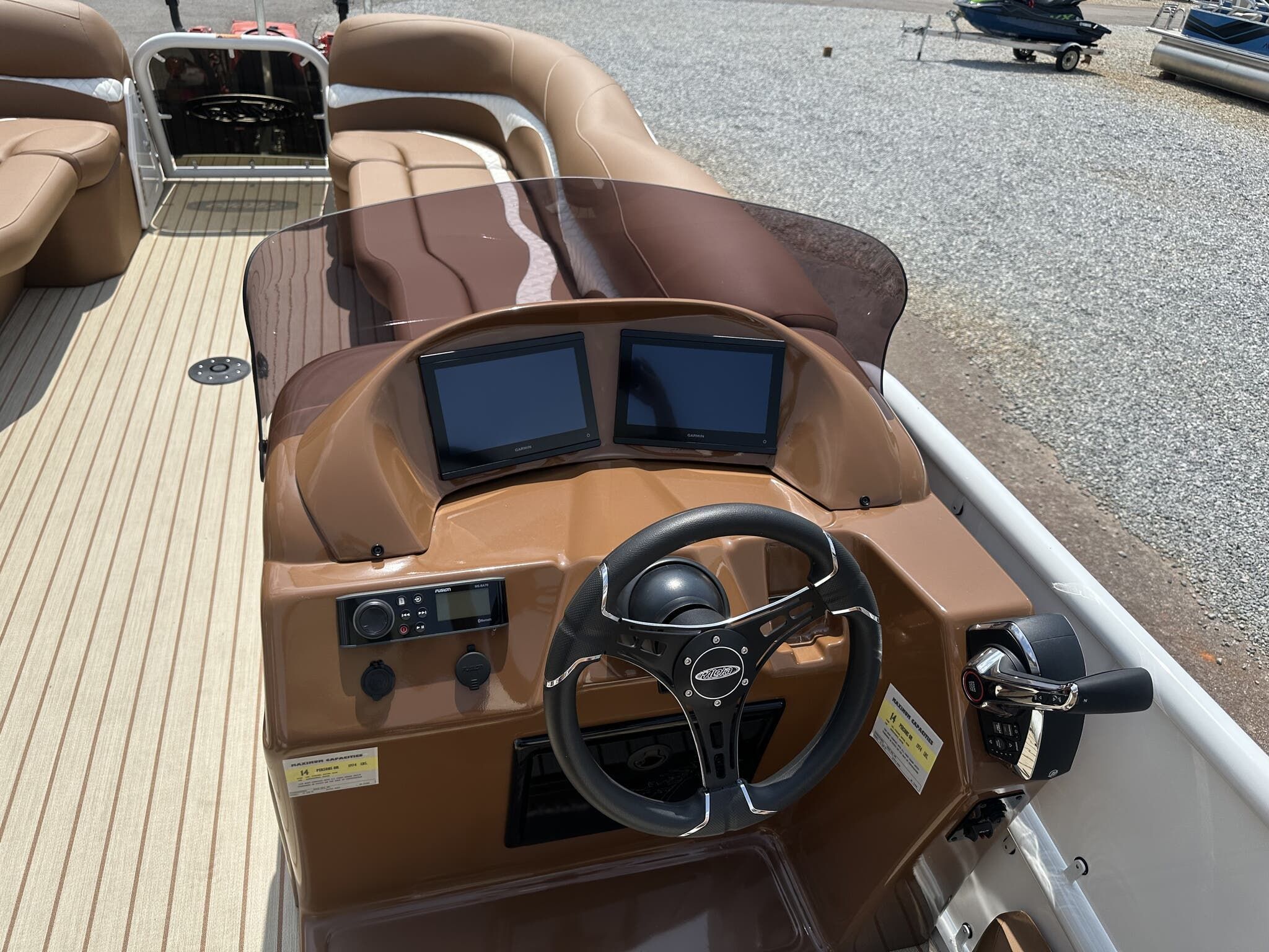 2026 Aloha Club Series 260 POWER BIMINI - 13